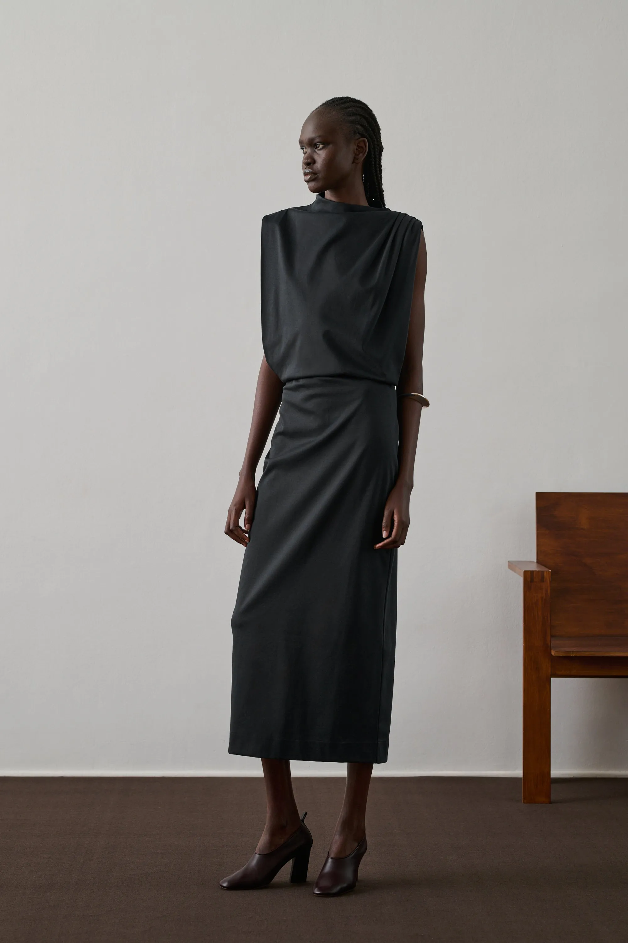 ROBE GEMMA NOIRE sold by soeur