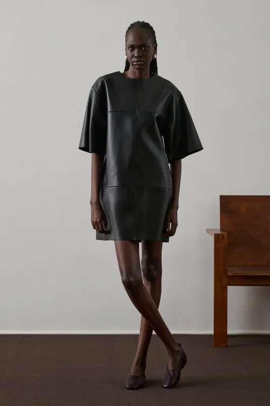 ROBE GISELE NOIRE sold by soeur