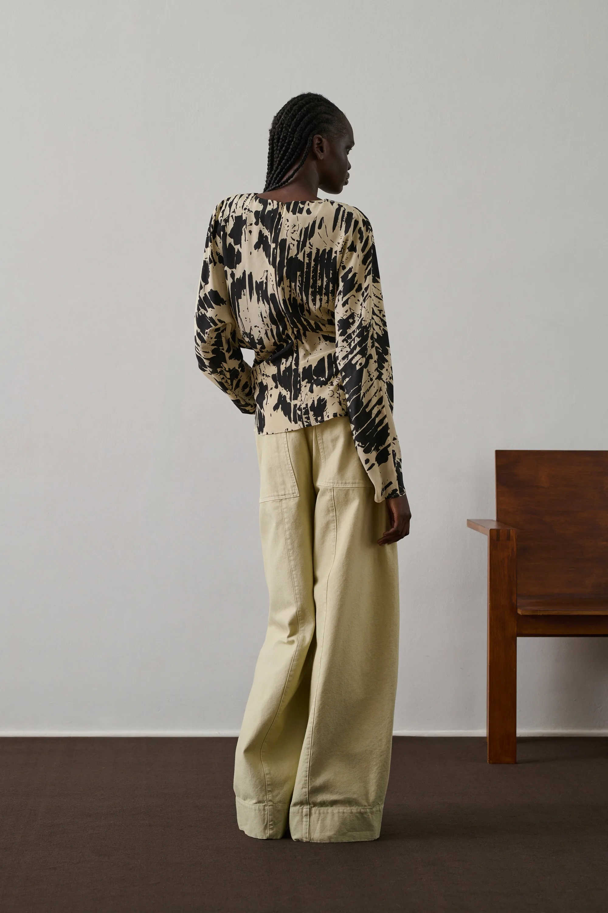 BLOUSE FERYEL NOIRE sold by soeur product image thumbnail 2