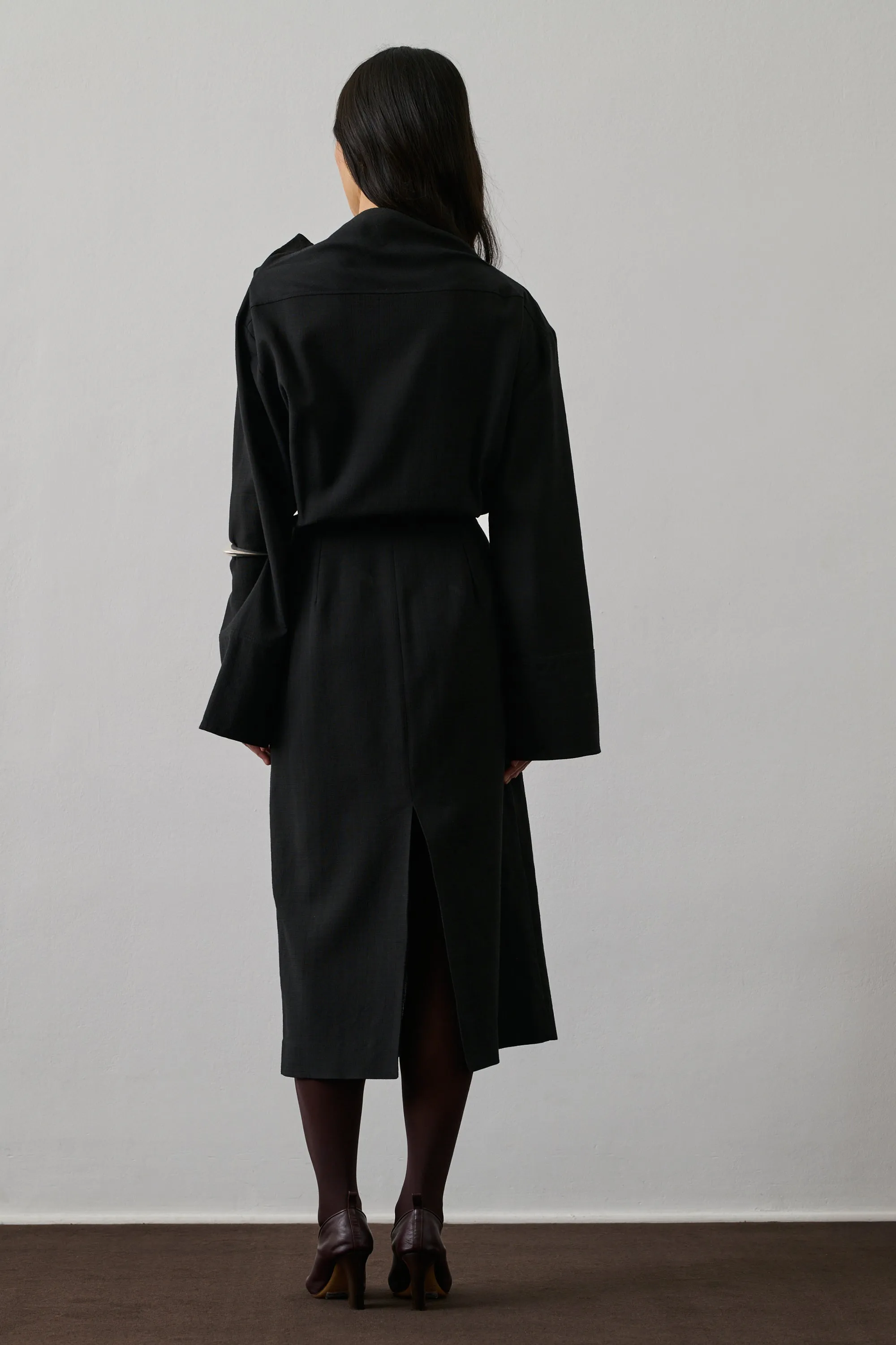 ROBE GINA NOIRE sold by soeur product image thumbnail 2
