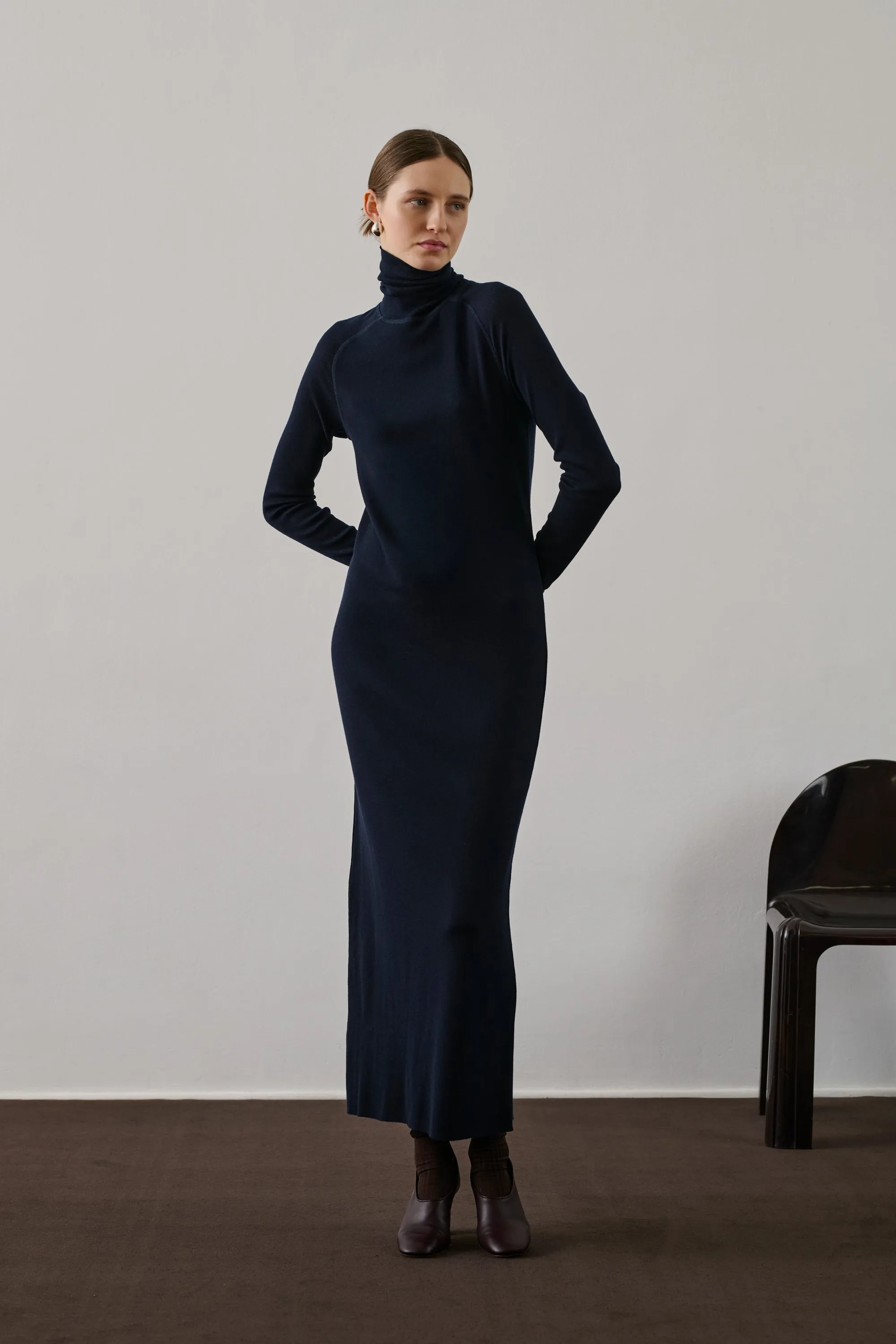 ROBE GEORGIA NAVY sold by soeur