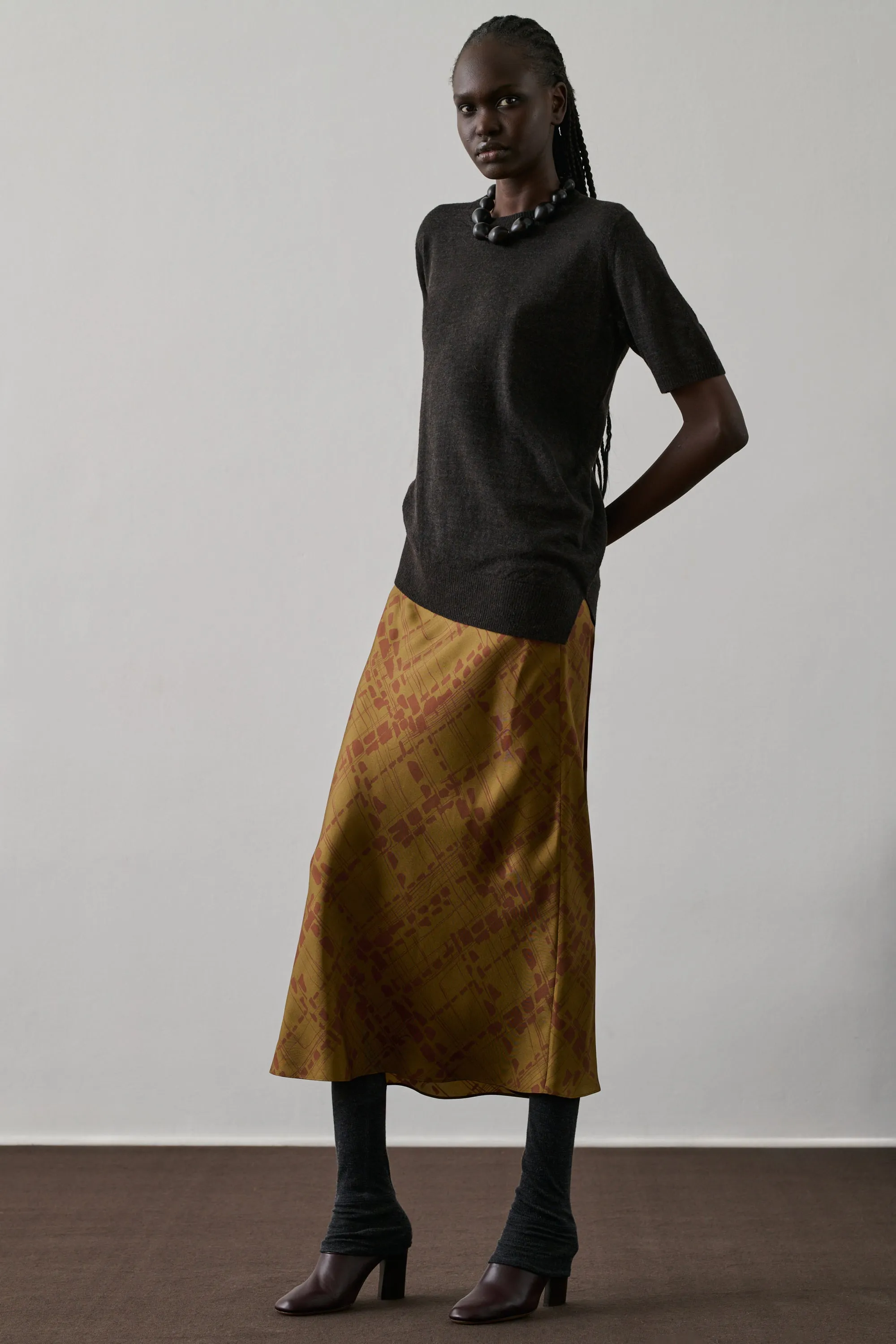 JUPE FEVER BRONZE sold by soeur