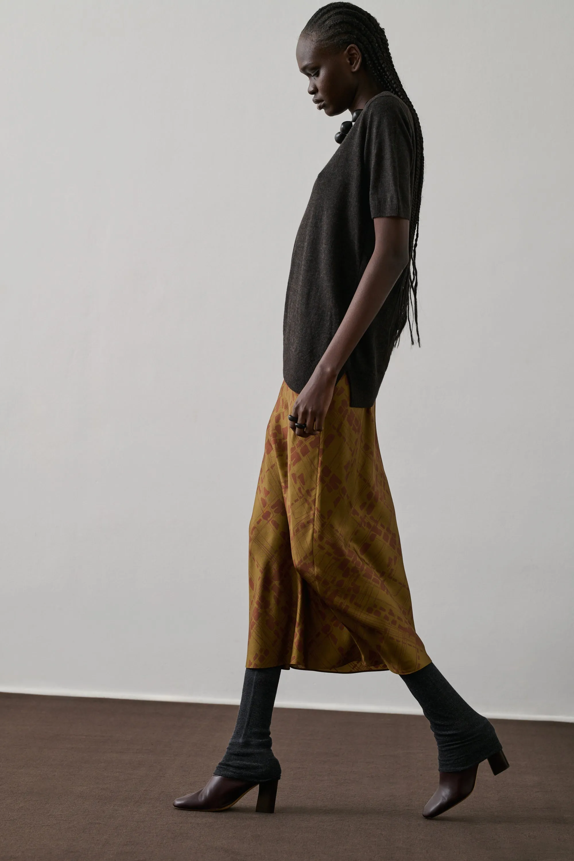 JUPE FEVER BRONZE sold by soeur product image thumbnail 4