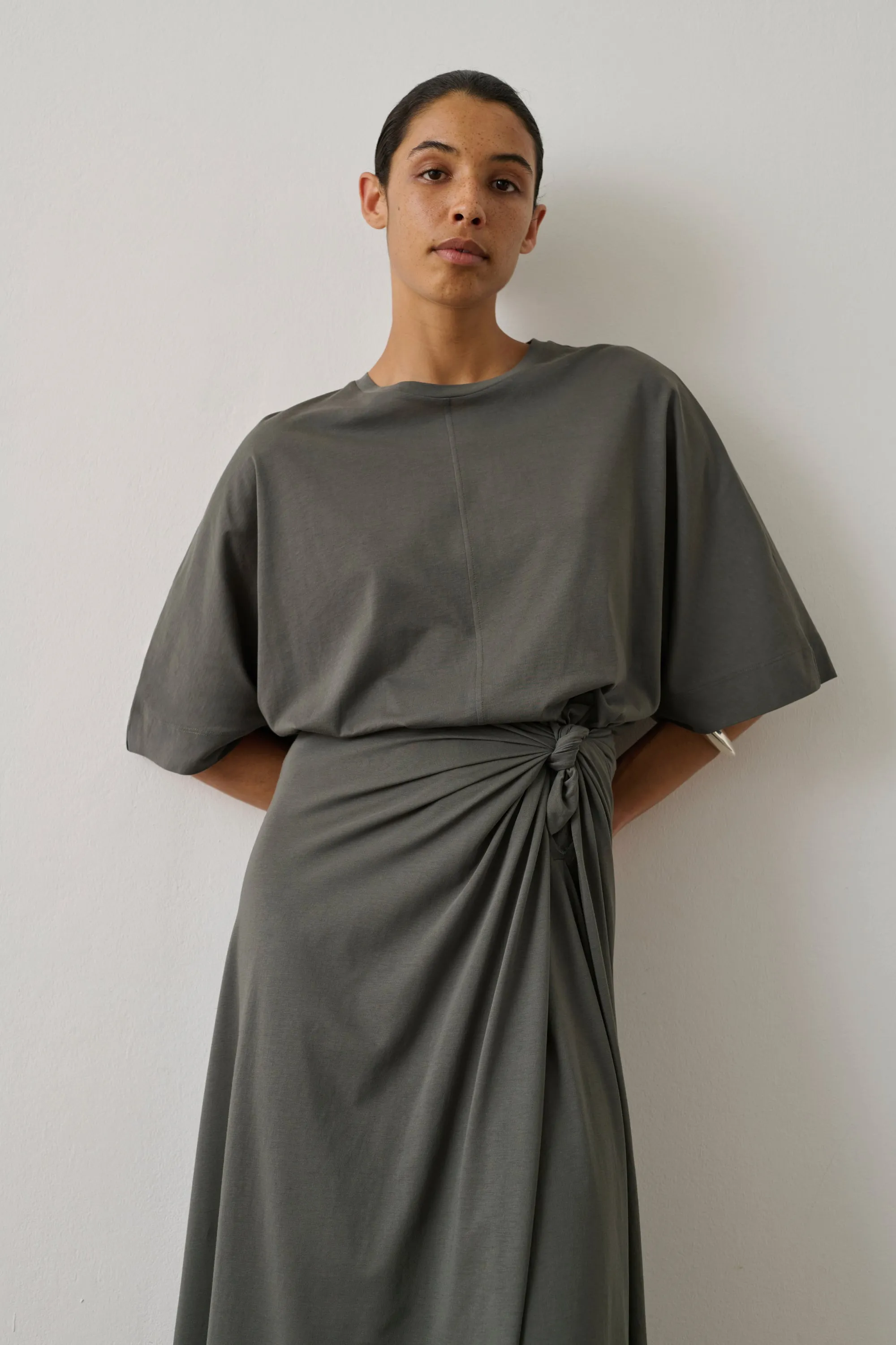 TEE-SHIRT HELSINKI GRIS sold by soeur