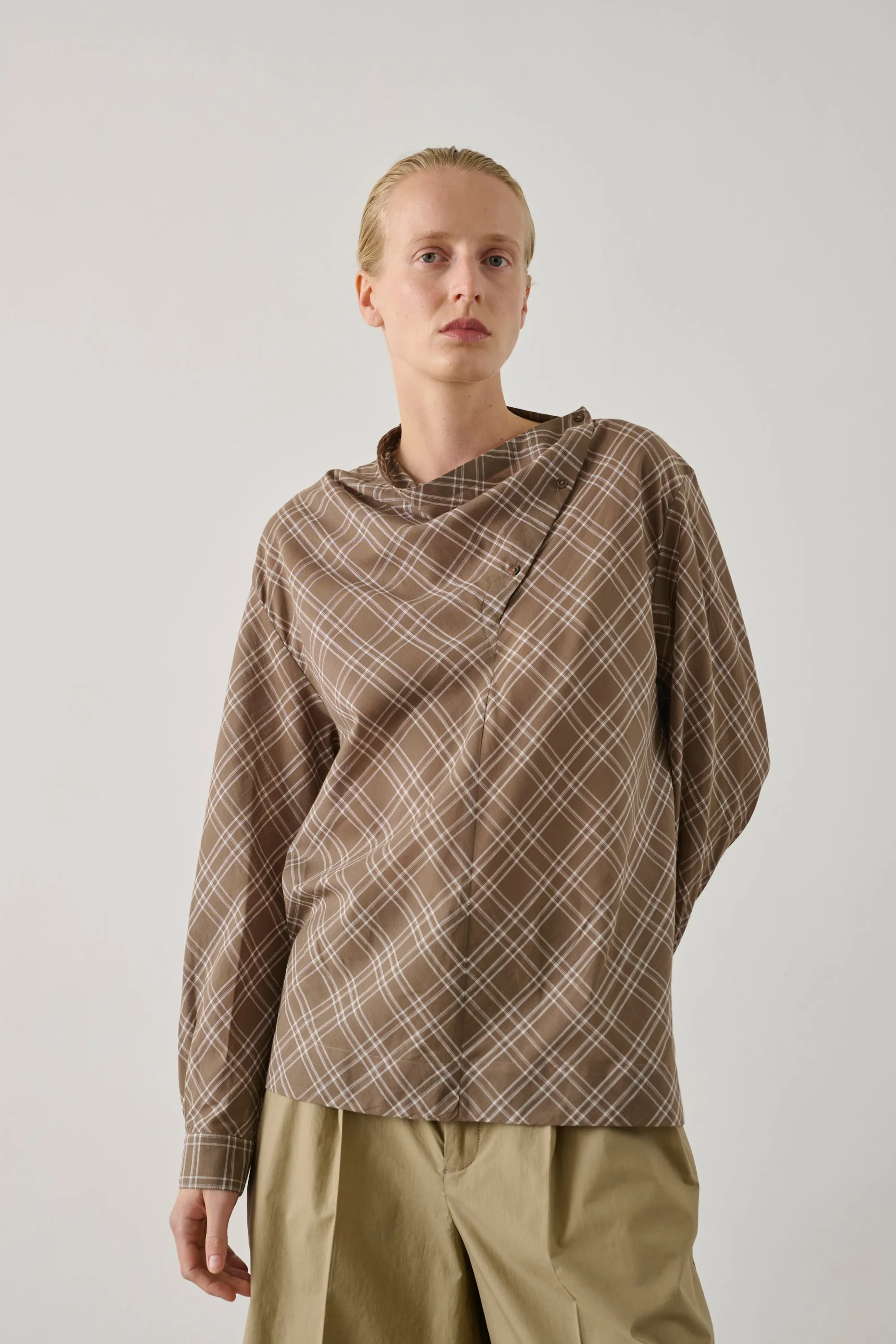 BLOUSE IRVING MARRON sold by soeur