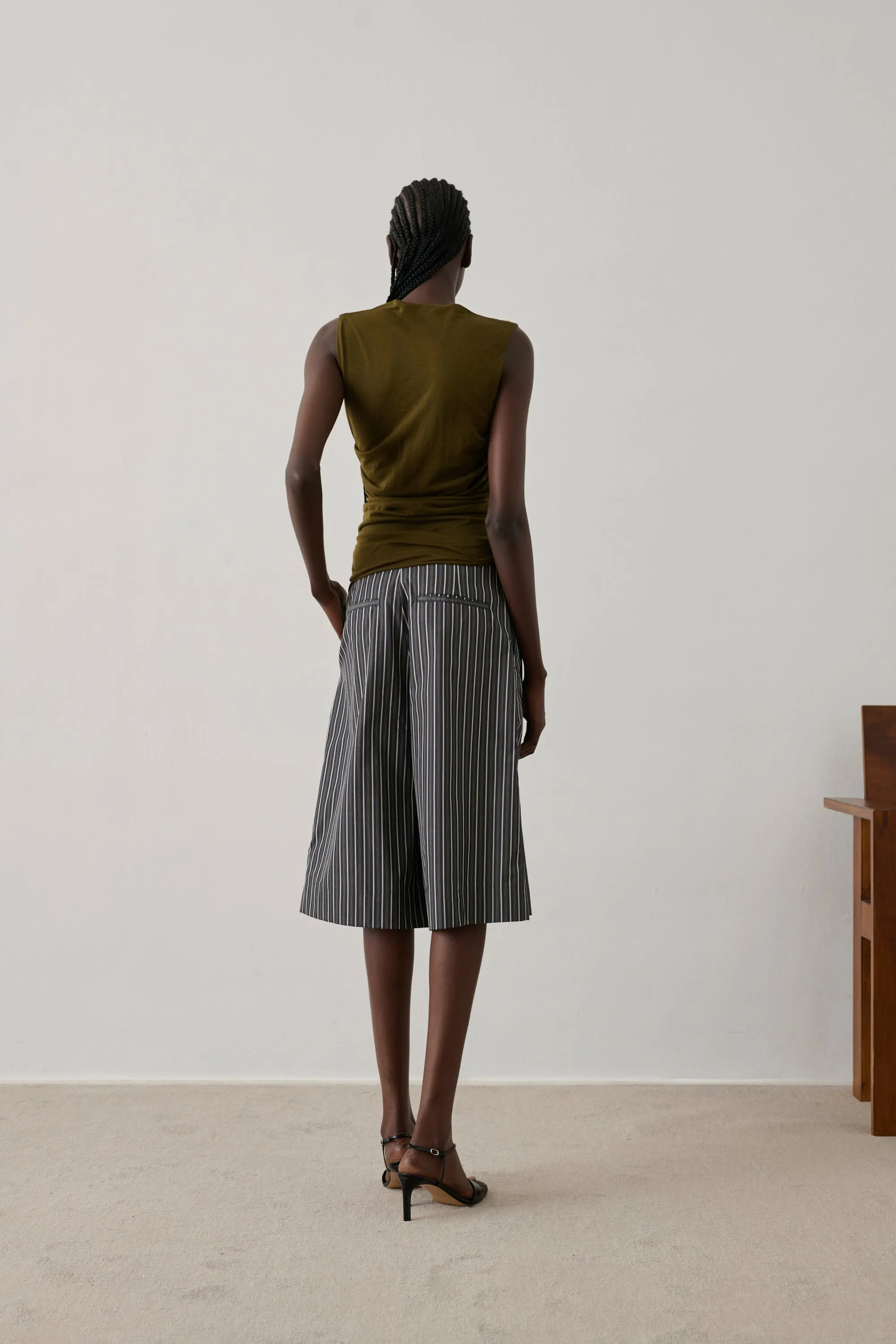 TEE-SHIRT IRINA KAKI sold by soeur product image thumbnail 2