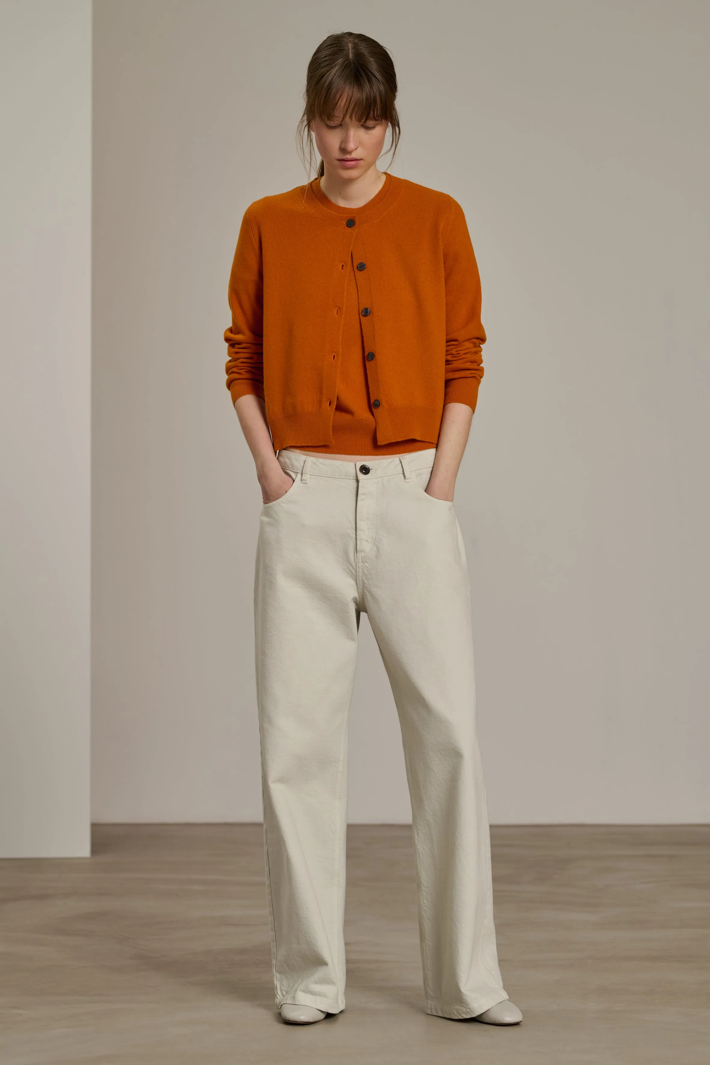 JEAN CALVIN BLANC sold by soeur