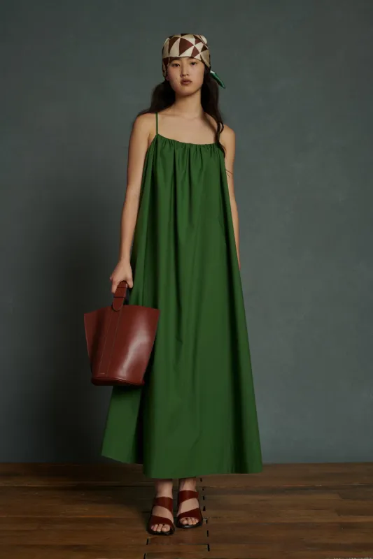 ROBE ARIELLE VERTE sold by soeur