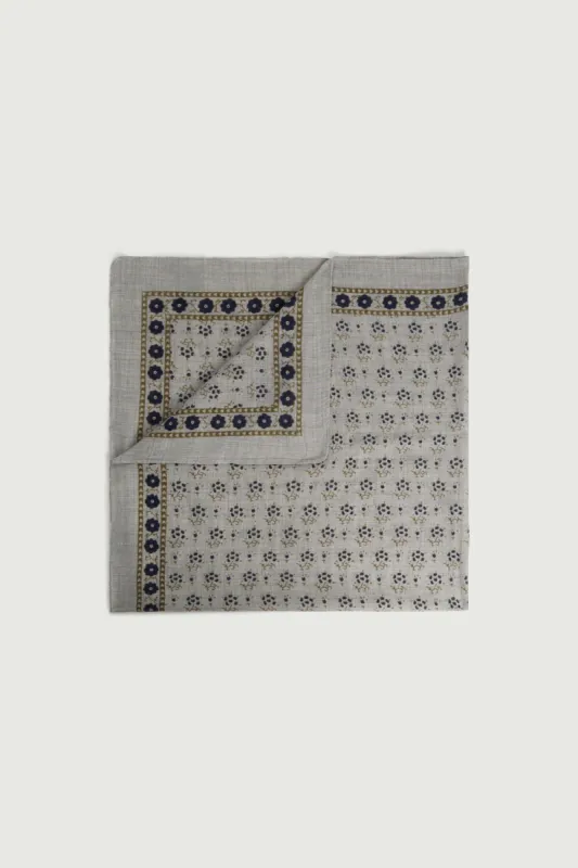 FOULARD CLASSIQUE  GRIS sold by soeur