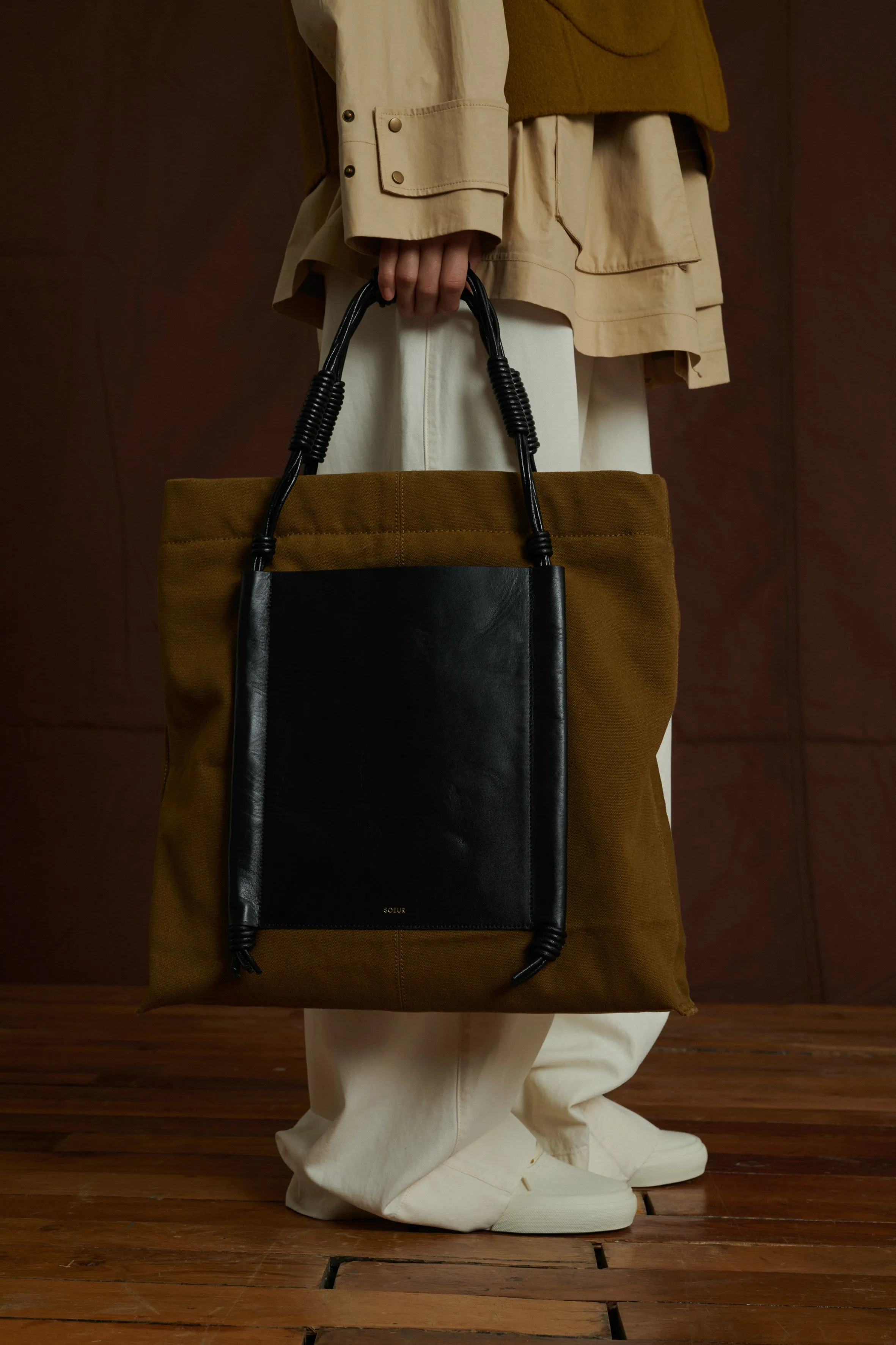 SAC AMIR BRONZE sold by soeur