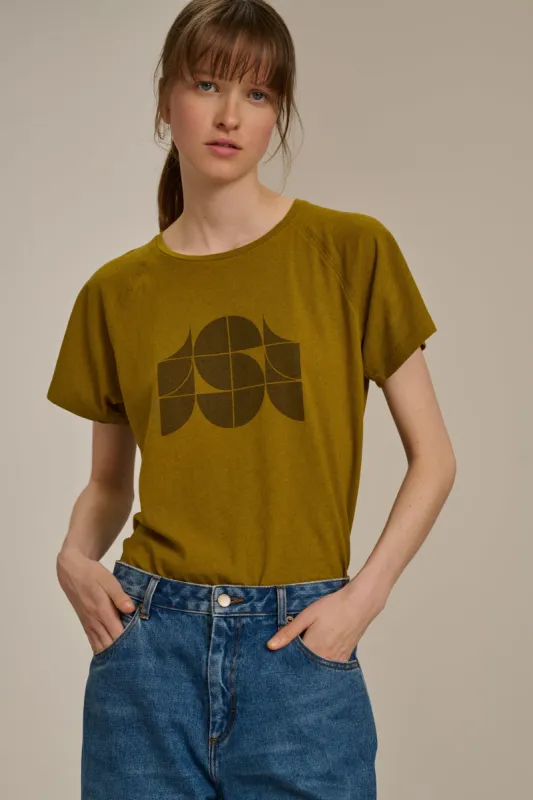 TEE-SHIRT VAL  KAKI sold by soeur