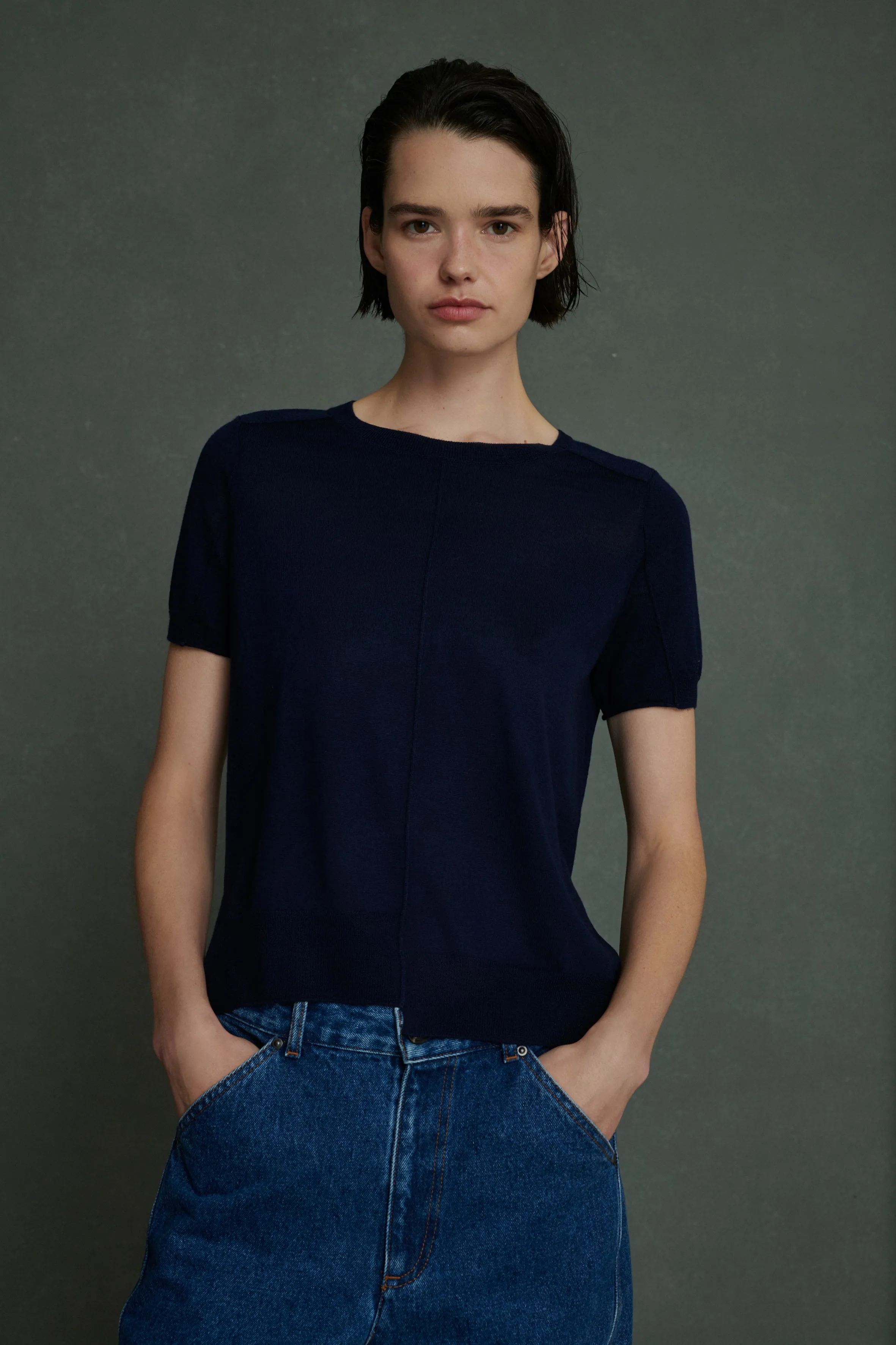 PULL AZUL NAVY sold by soeur