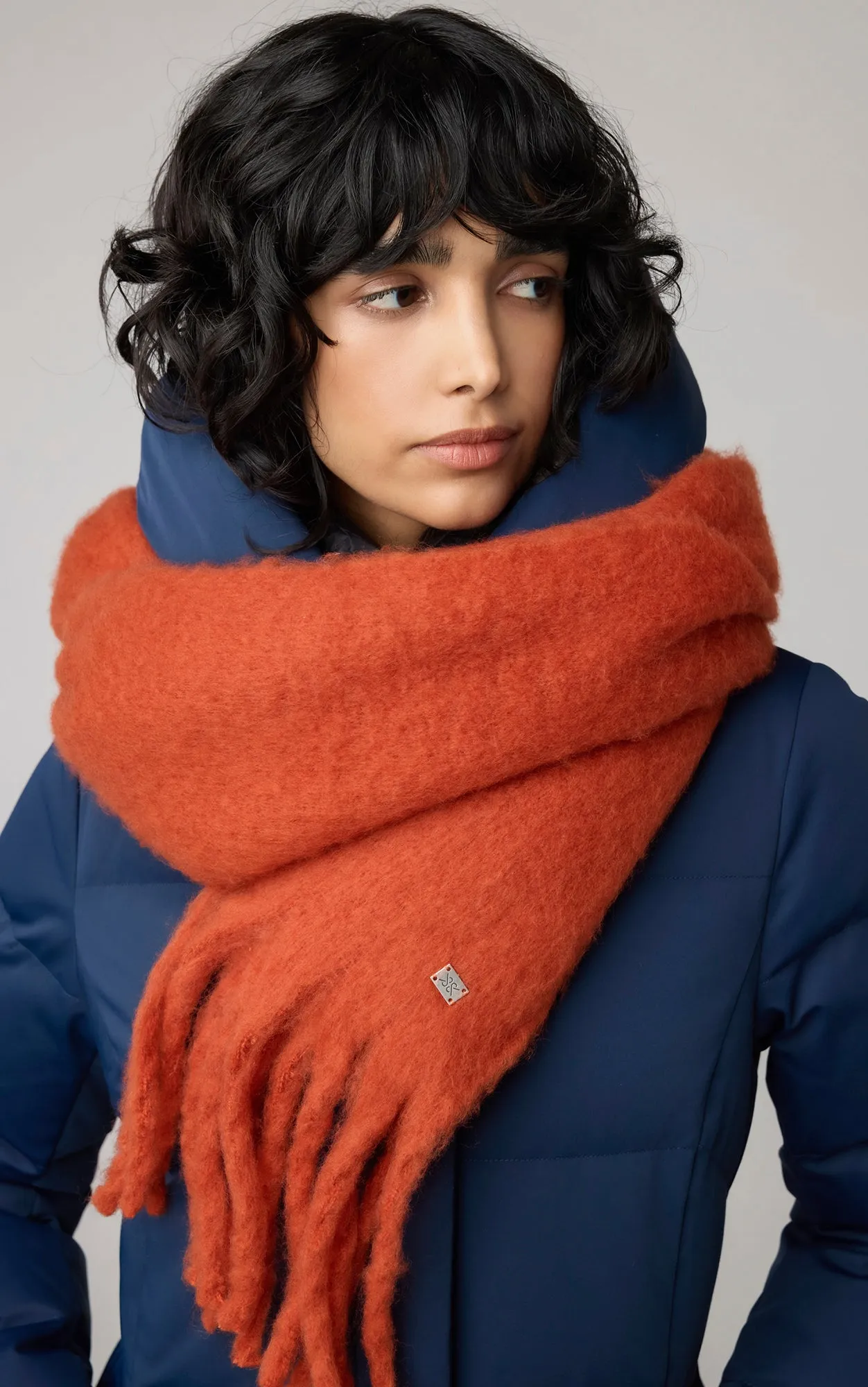 BEV sold by Soia & Kyo product image thumbnail 5