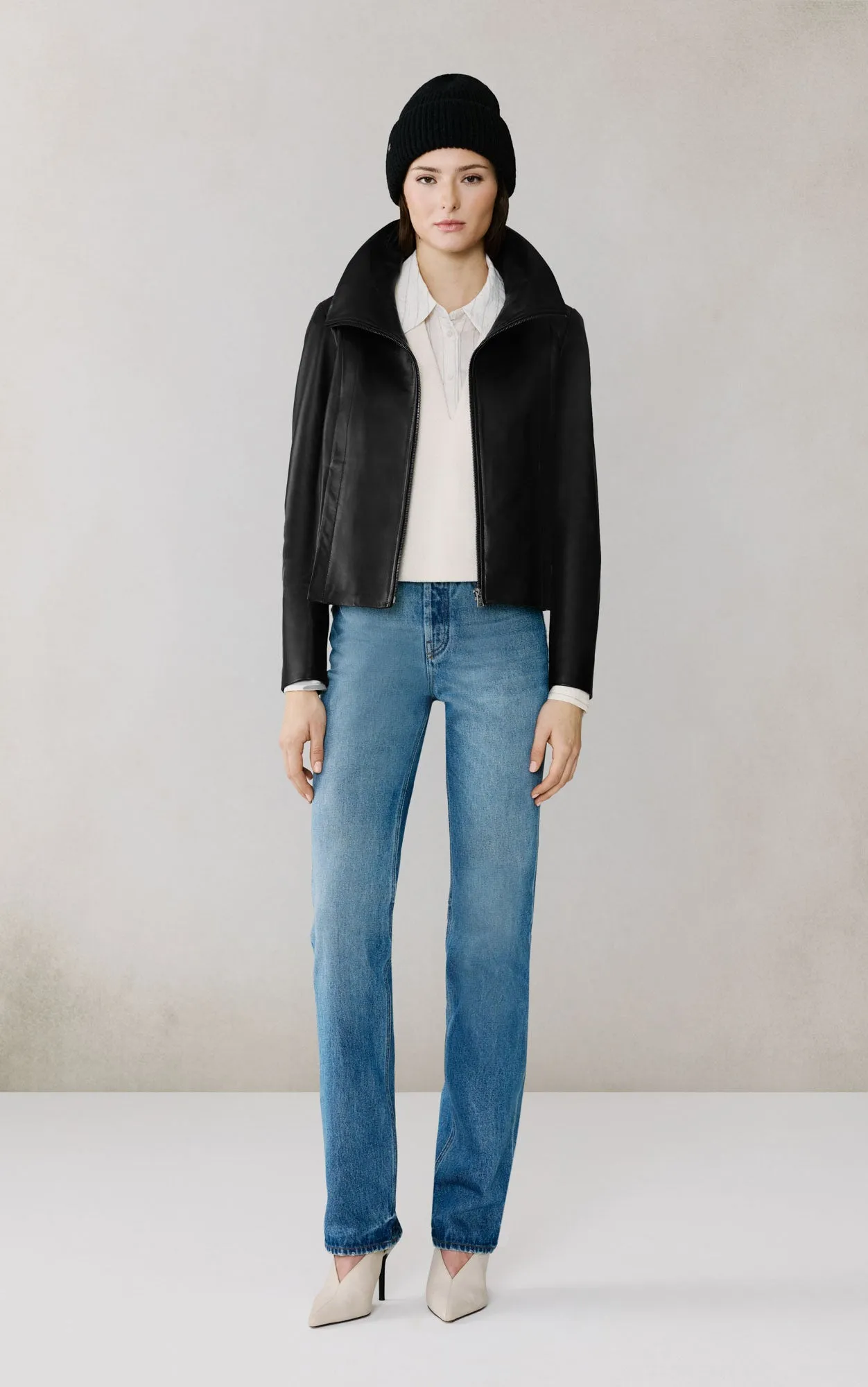 PAULA sold by Soia & Kyo product image thumbnail 3