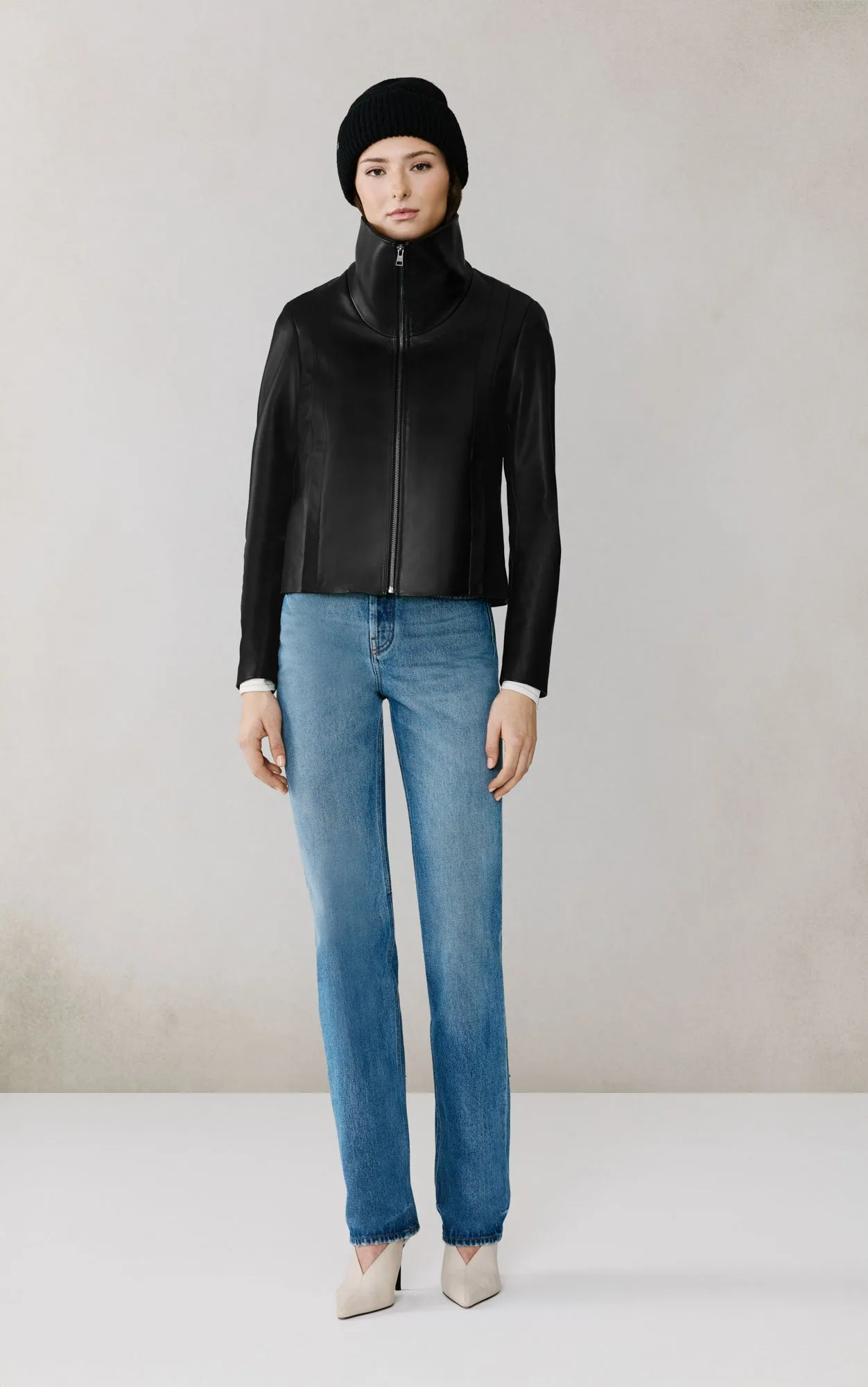 PAULA sold by Soia & Kyo product image thumbnail 4