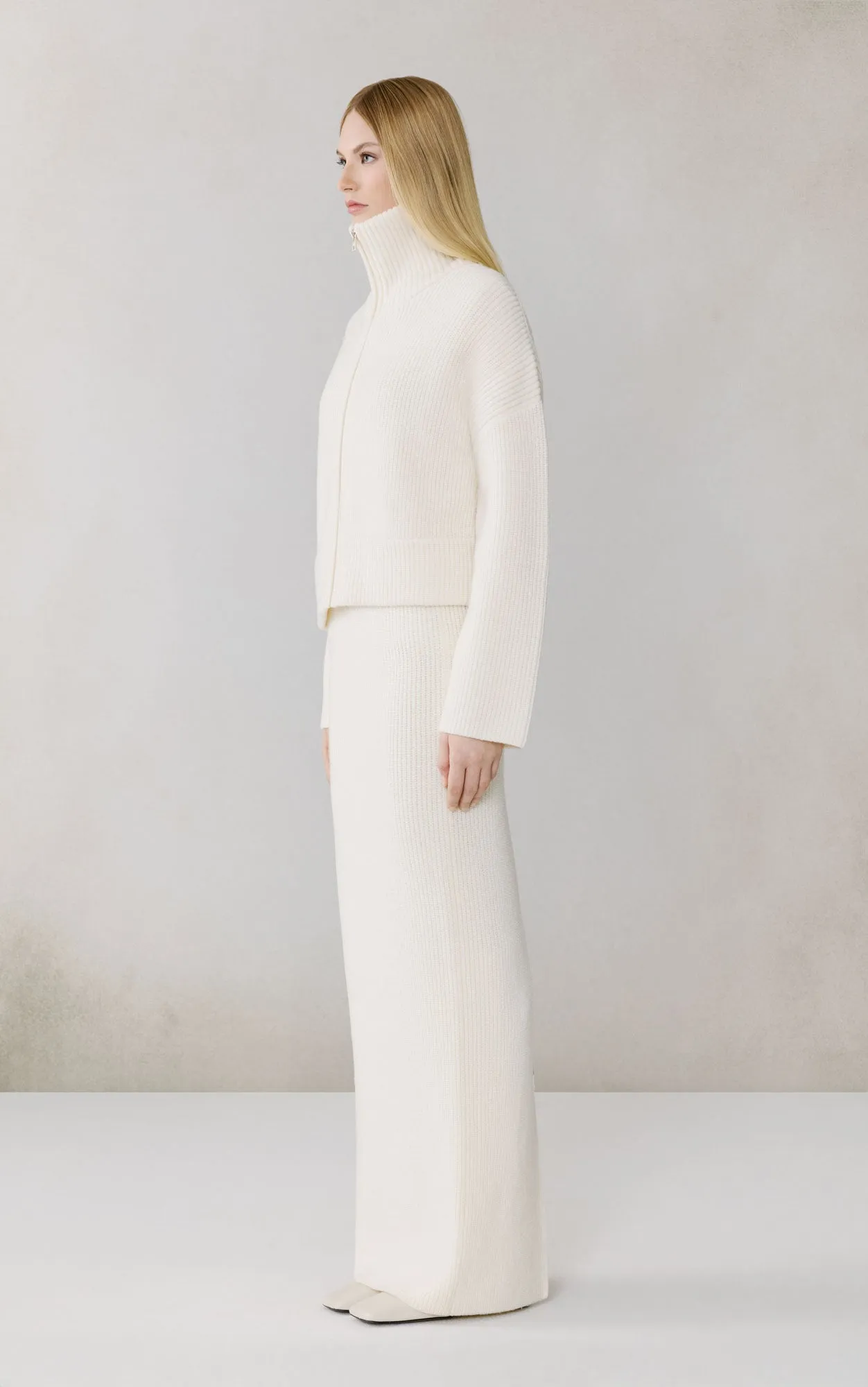 NOELLE sold by Soia & Kyo product image thumbnail 4