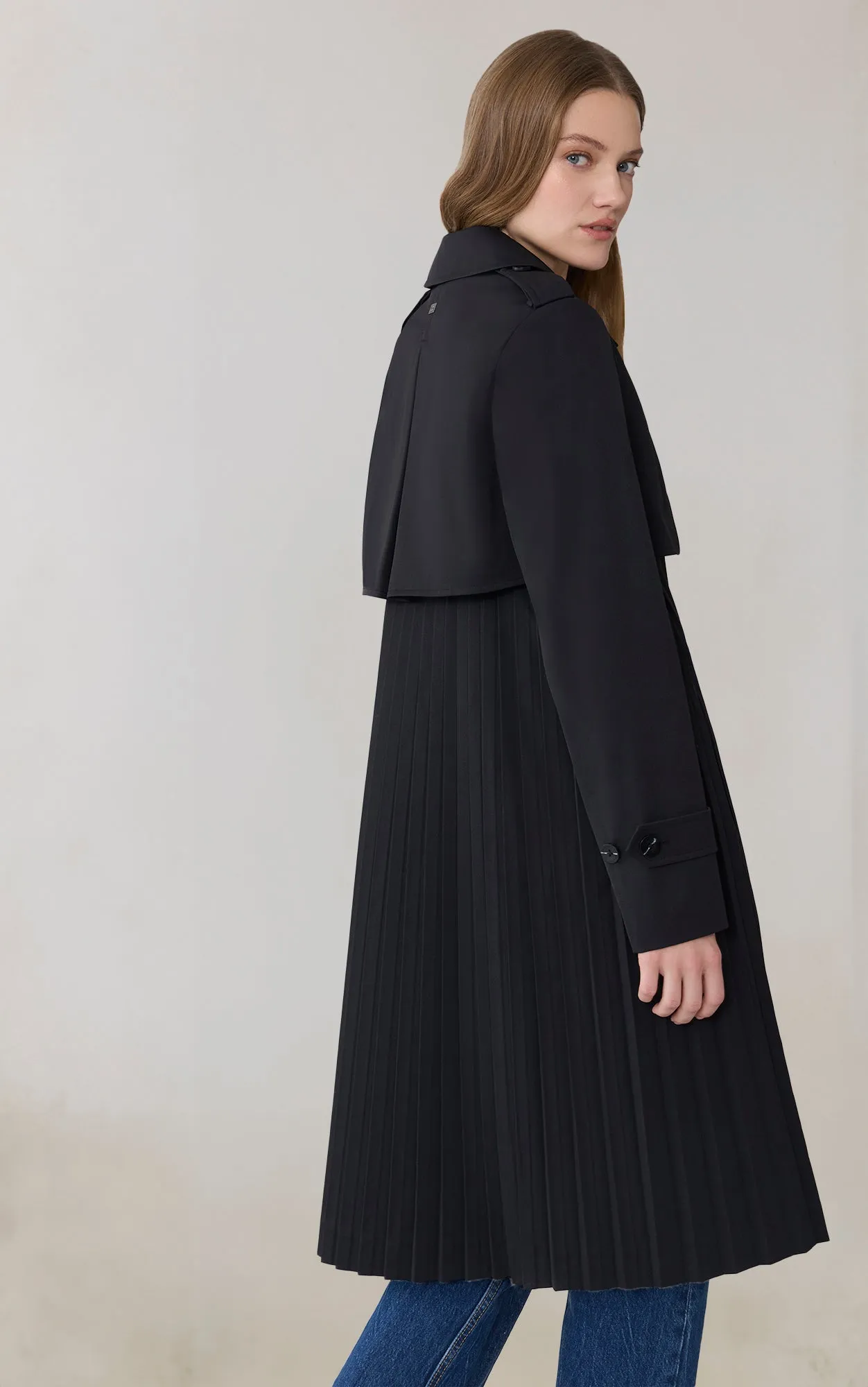 ELANOR sold by Soia & Kyo