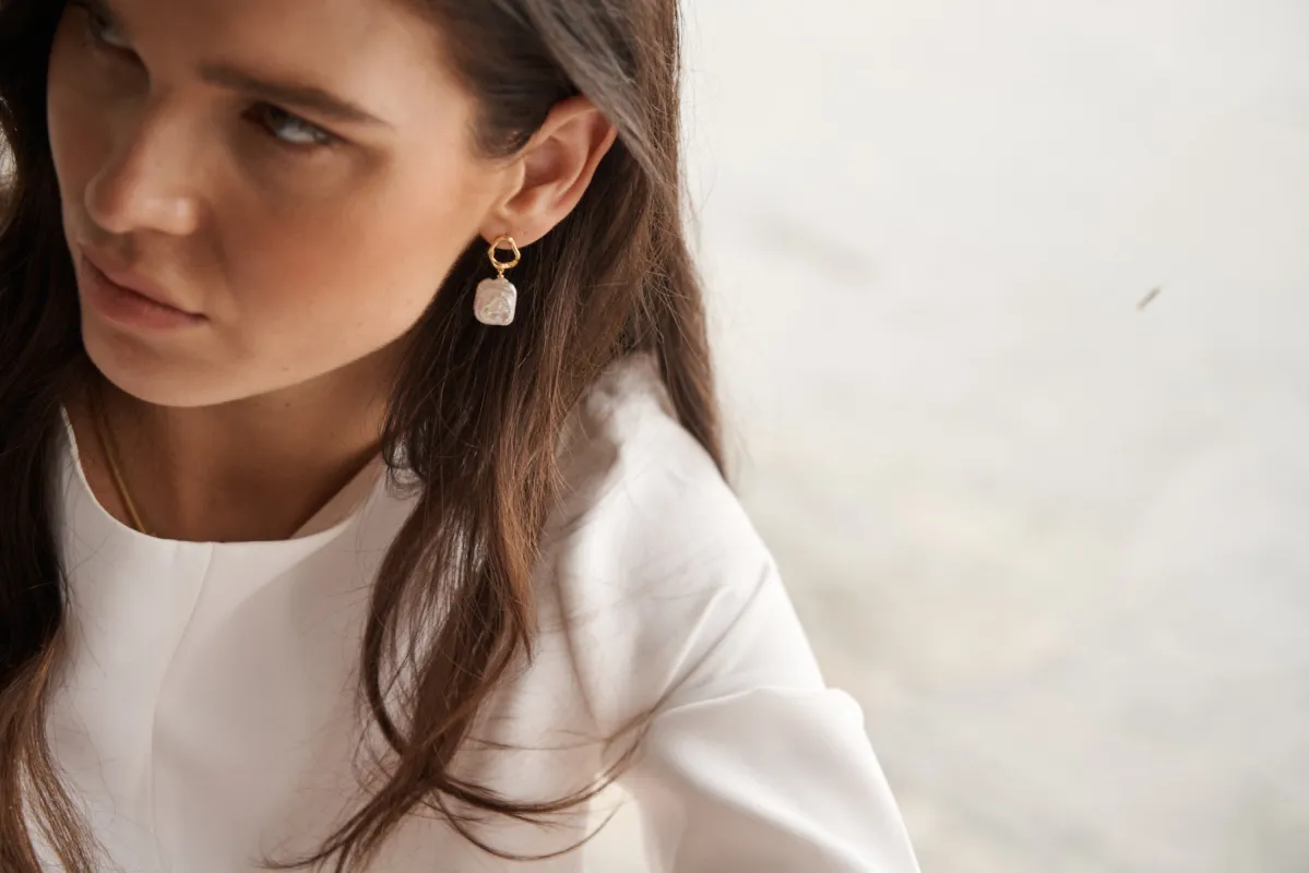 SHORE EARRING GOLD sold by Sol Sana