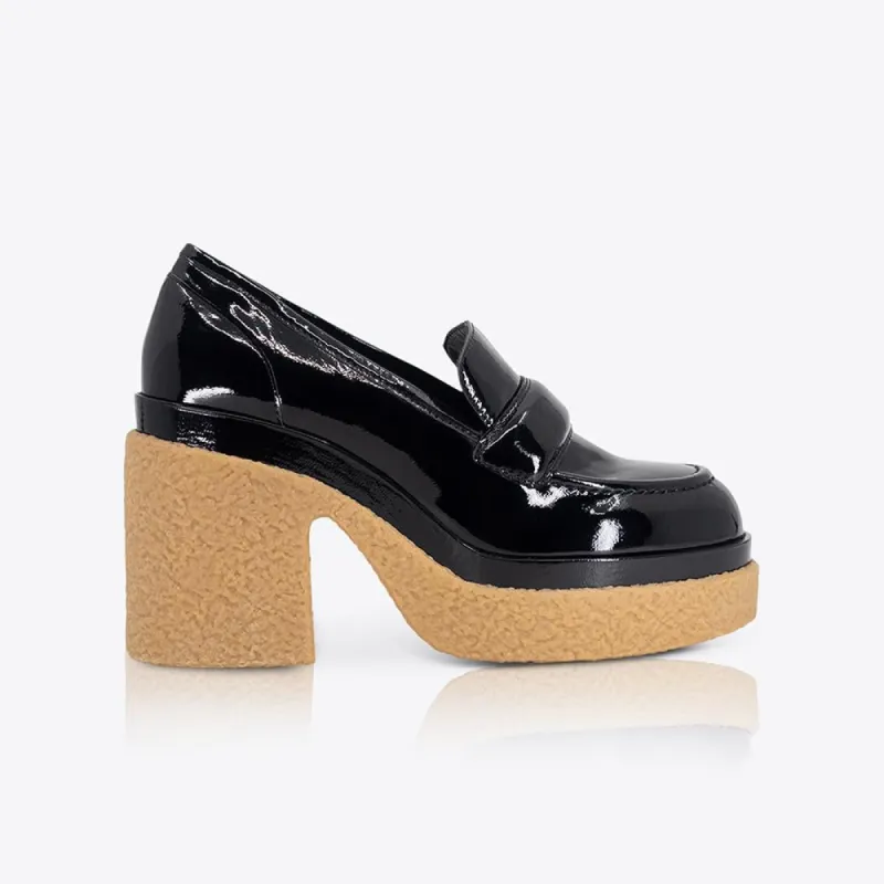 Altura Loafer Patent Black sold by Sol Sana