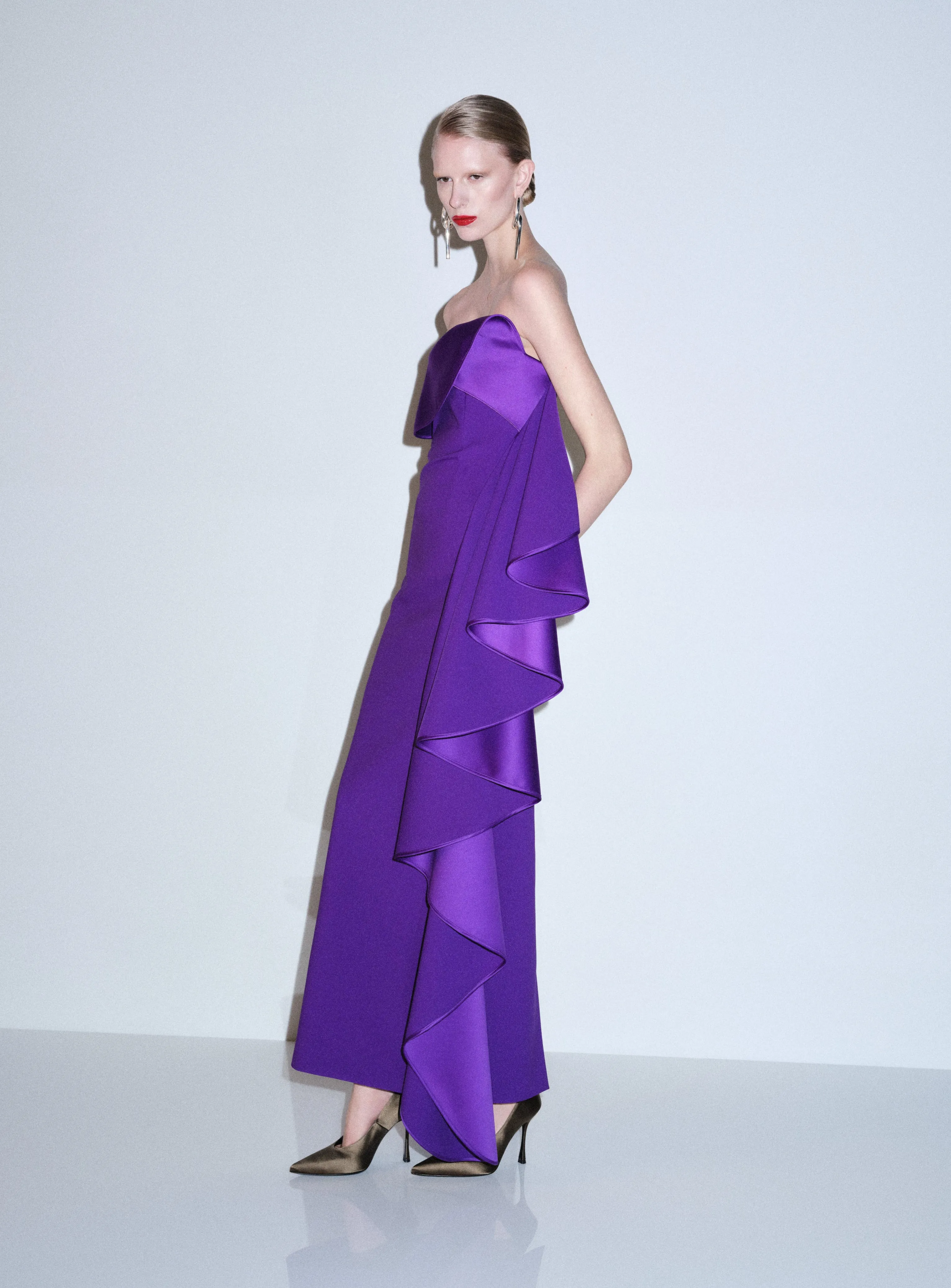 The Andress Maxi Dress in Deep Orchid sold by Solace London product image thumbnail 3