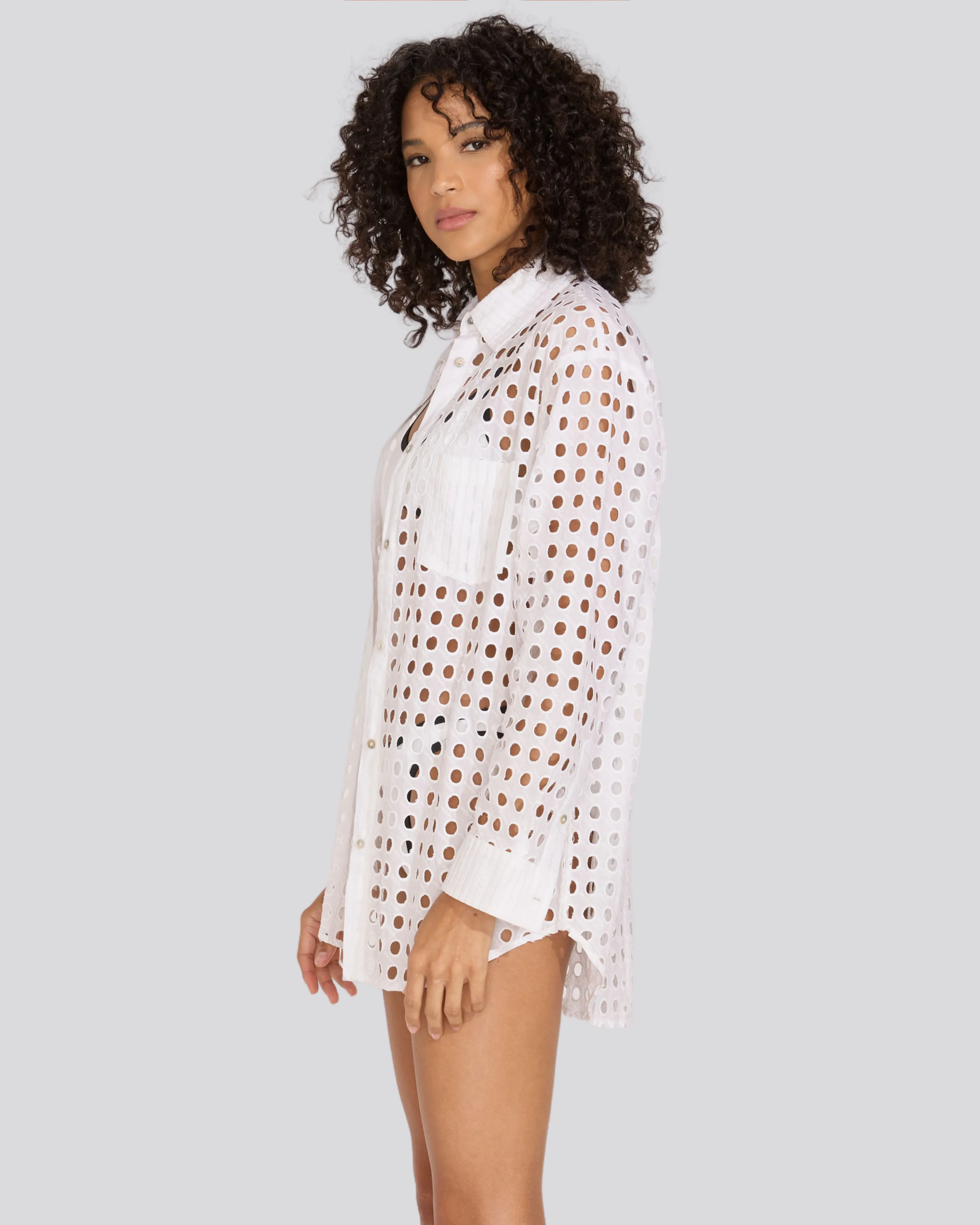 Oxford Tunic Classic Eyelet Optic White sold by SOLID & STRIPED product image thumbnail 3