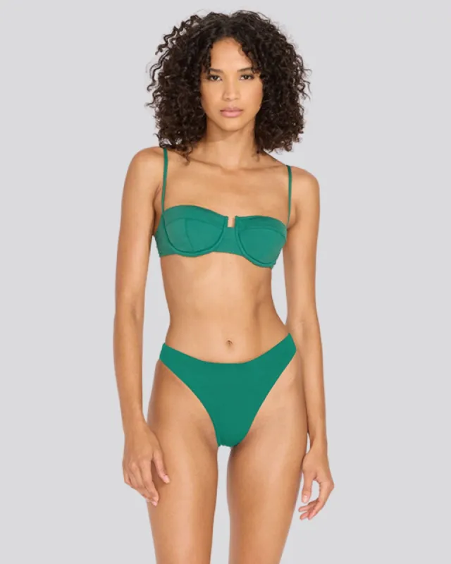 Arlo Bikini Top Lush Green made by SOLID & STRIPED