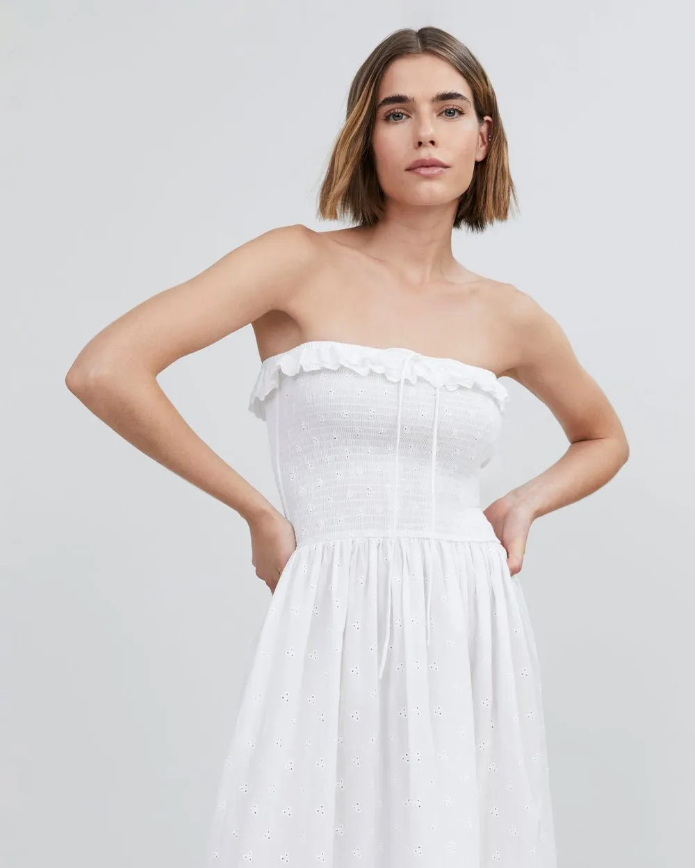Eyelet Nicole Dress Optic White sold by SOLID & STRIPED product image thumbnail 3