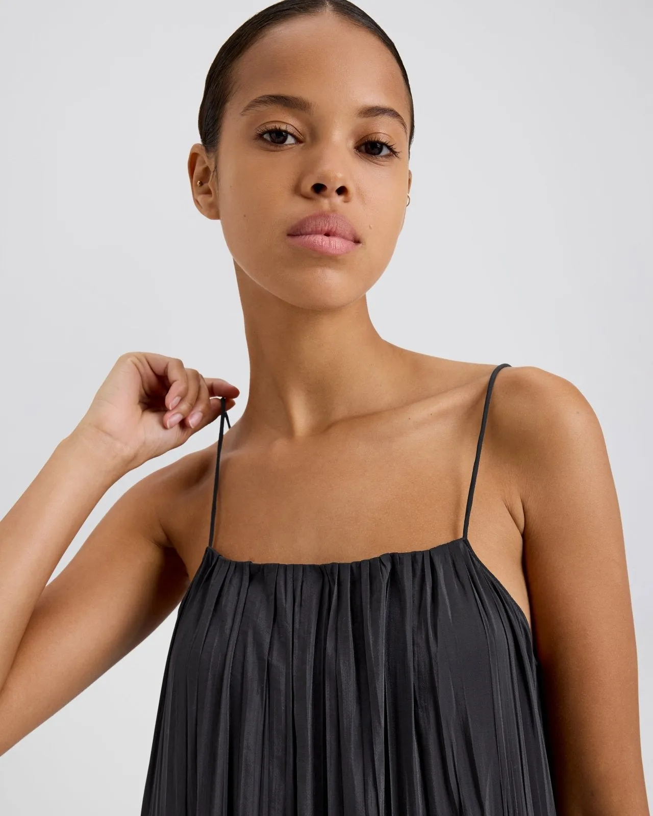 Sarai Dress Noir sold by SOLID & STRIPED product image thumbnail 4