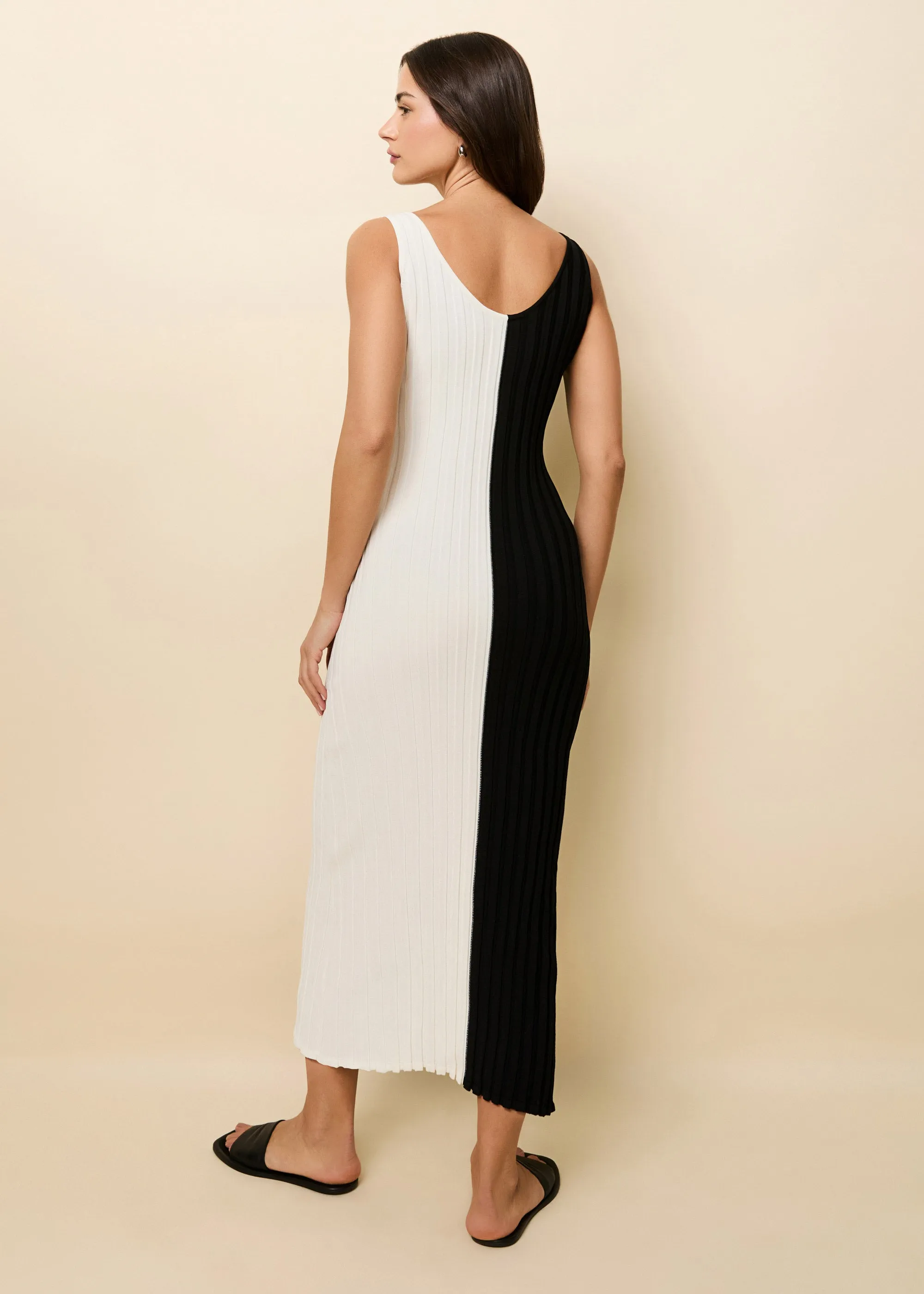 Aubrey Dress Noir / Brule sold by SOLID & STRIPED product image thumbnail 2