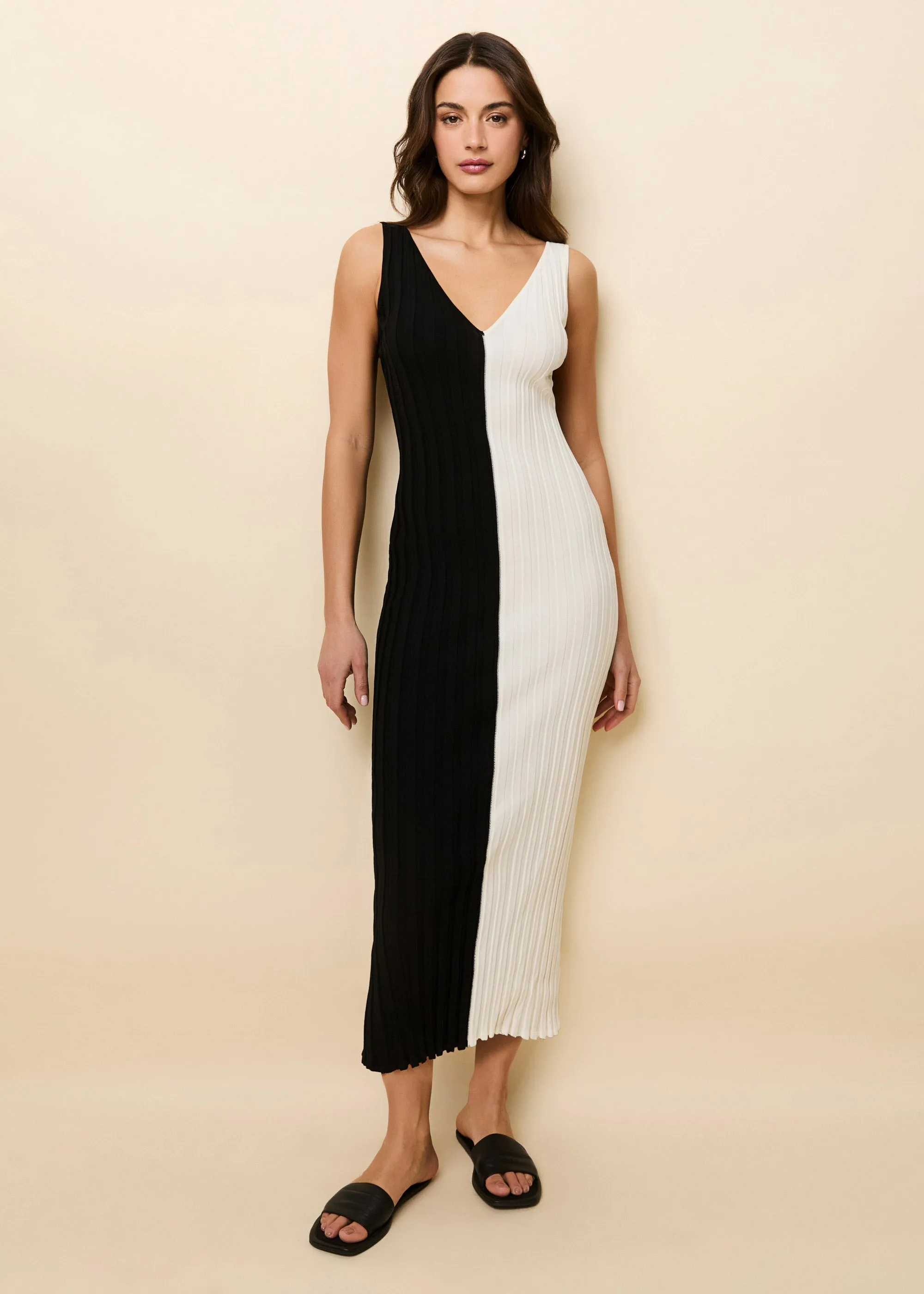 Aubrey Dress Noir / Brule sold by SOLID & STRIPED