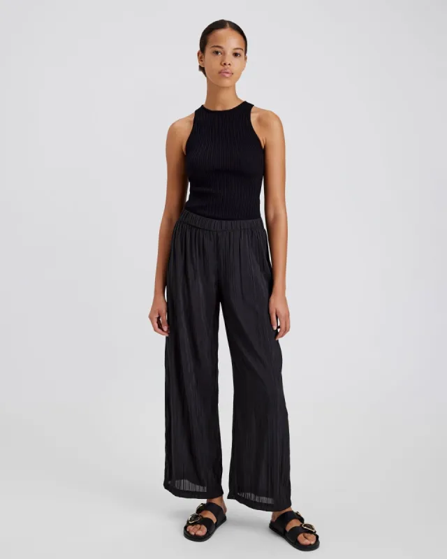 Milly Pant Noir sold by SOLID & STRIPED