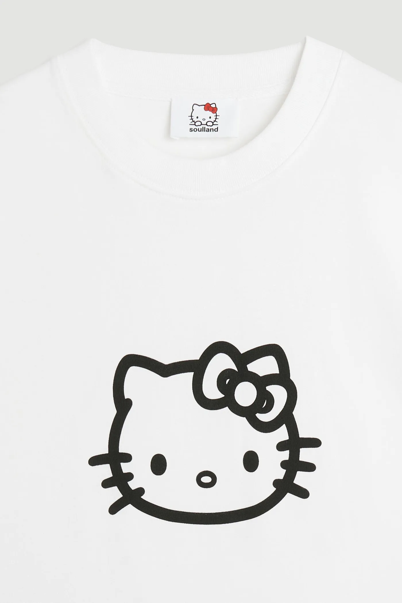 HK KITTY KAI T-shirt sold by Soulland product image thumbnail 2