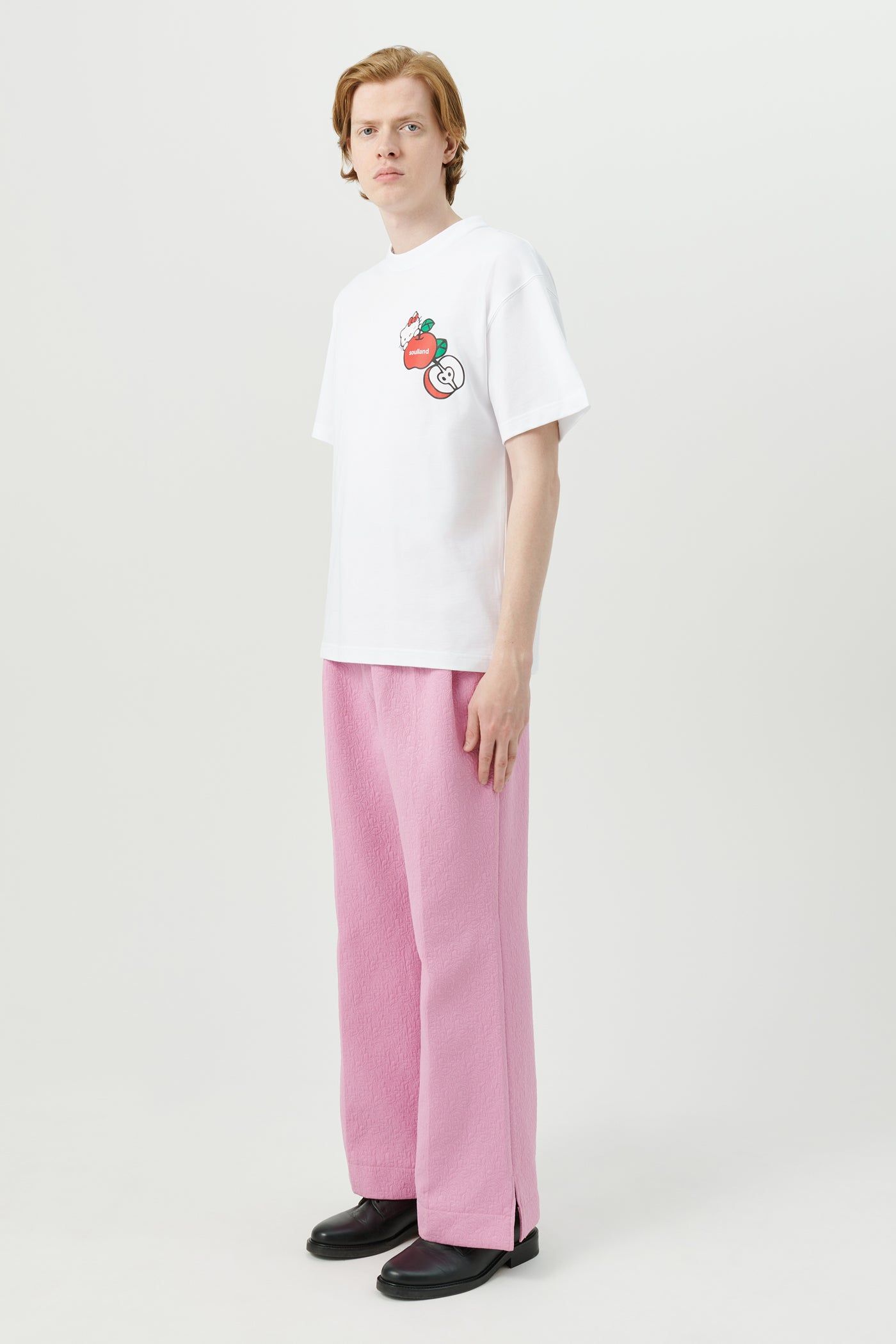 Apple T-shirt sold by Soulland