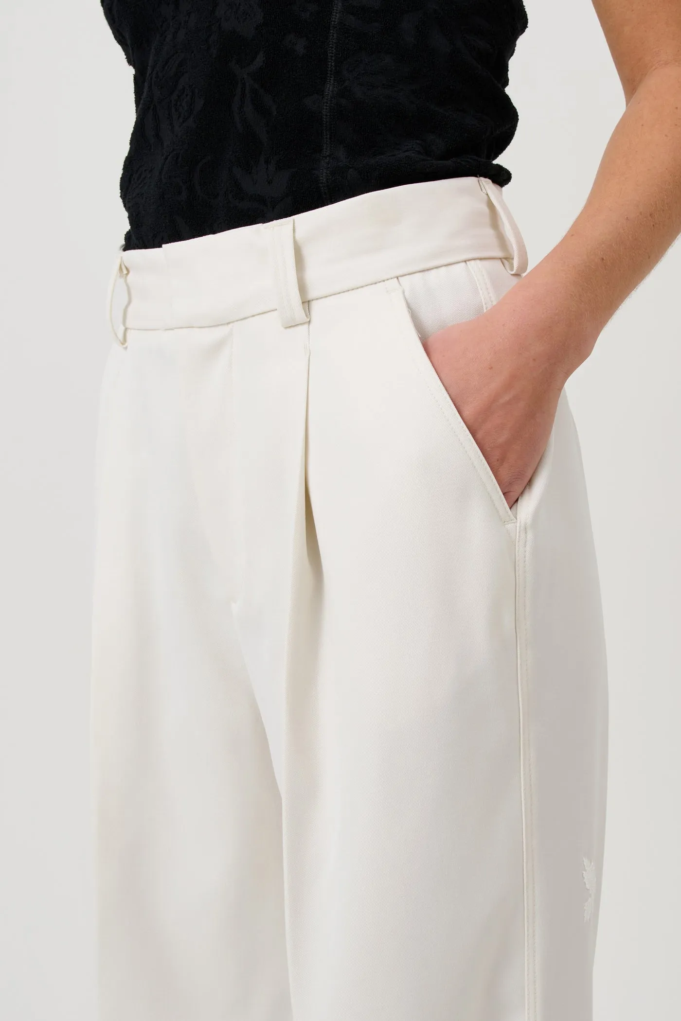 ULA pants sold by Soulland product image thumbnail 4