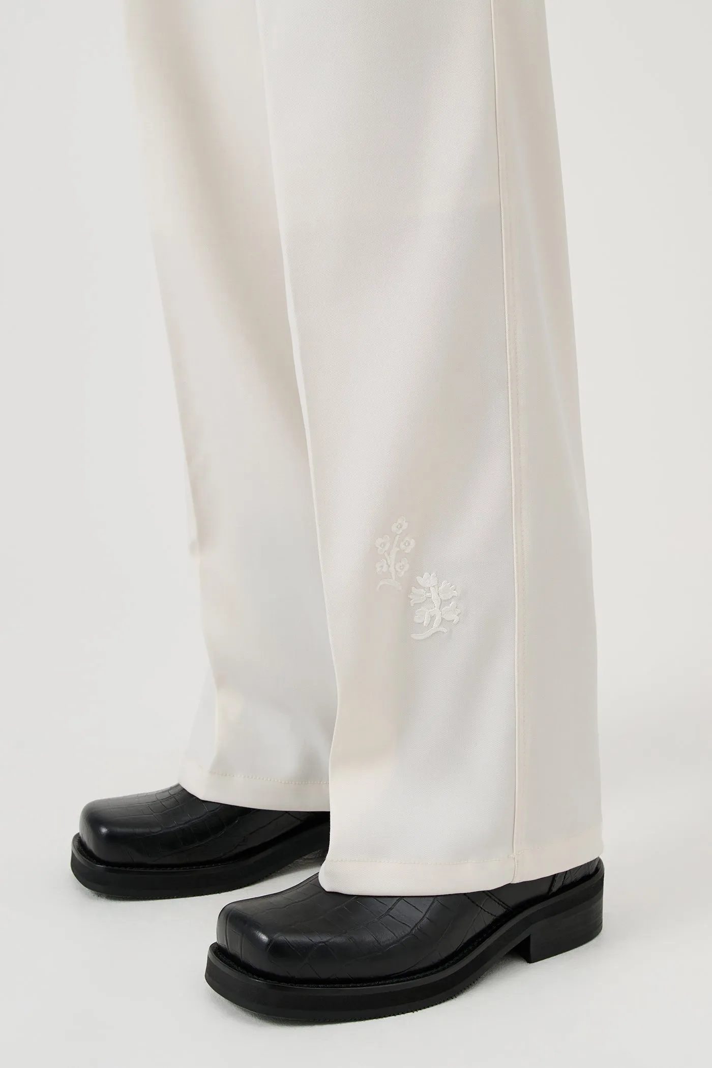 ULA pants sold by Soulland product image thumbnail 5