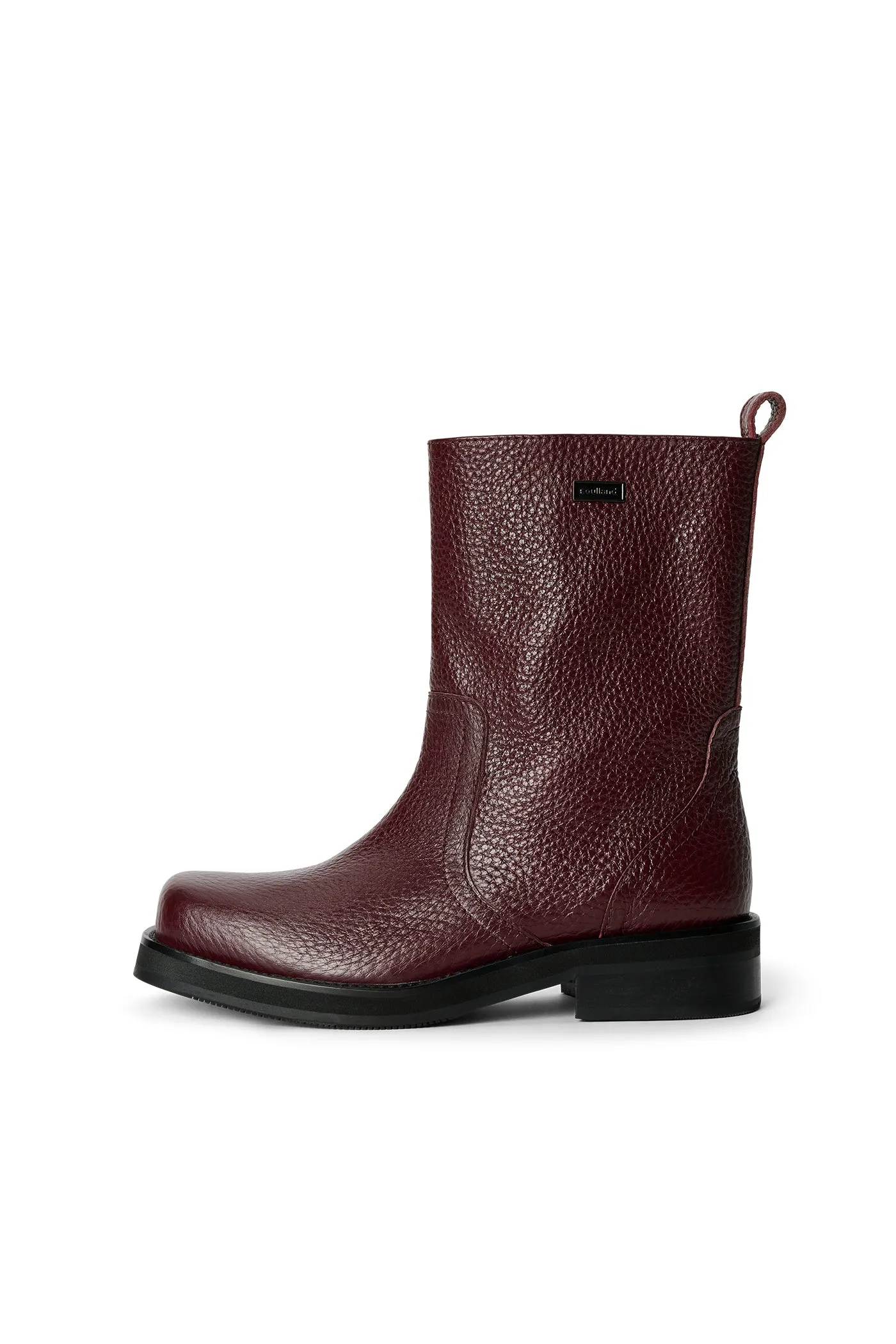 DELAWARE structured leather boots sold by Soulland