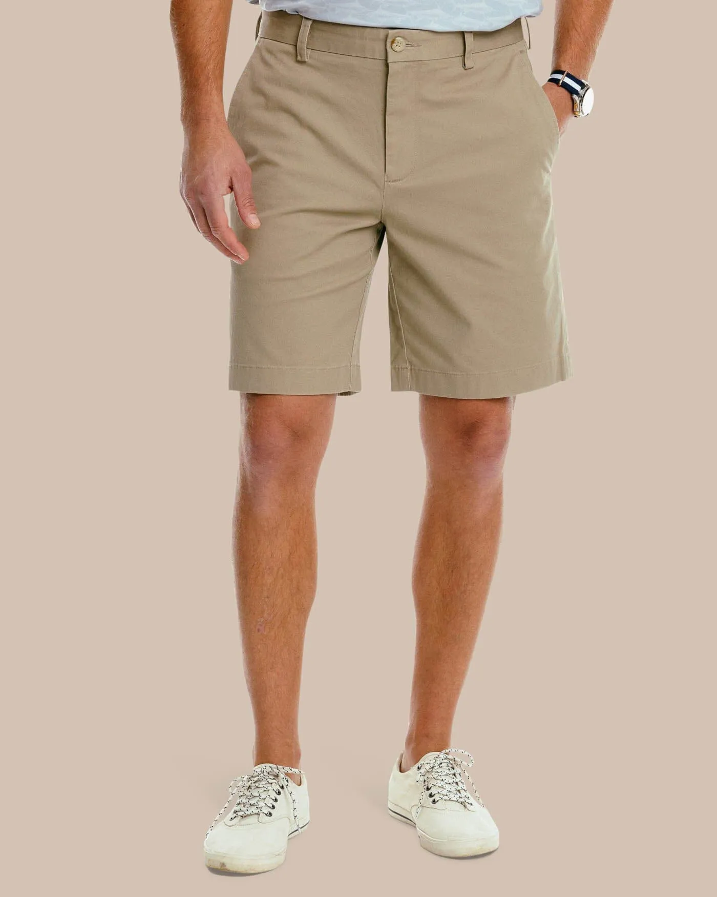 Channel Marker 9" Short sold by Southern Tide