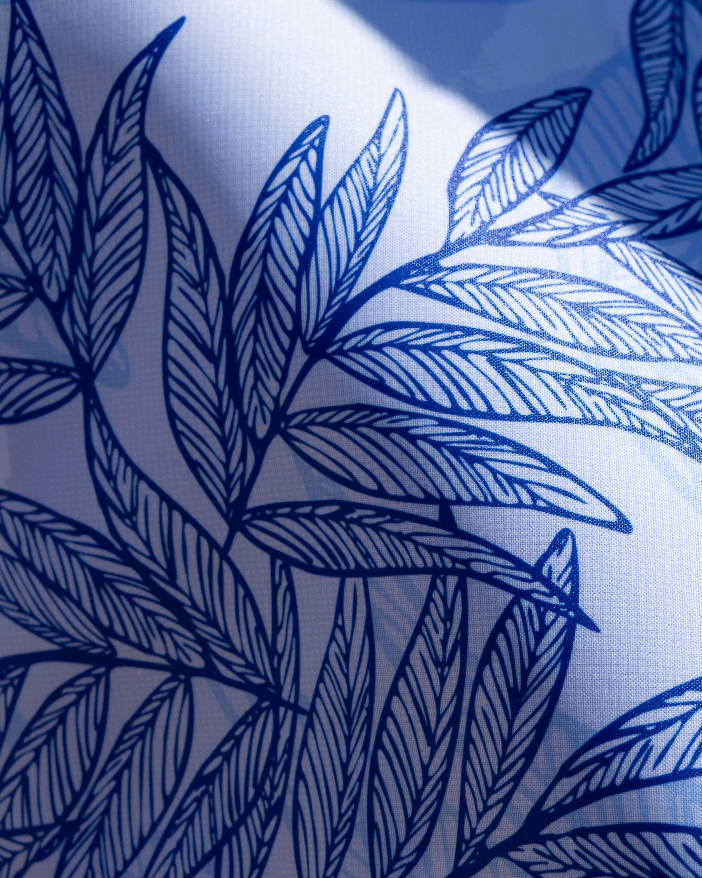 Blue Palms Pool Float sold by Southern Tide product image thumbnail 3