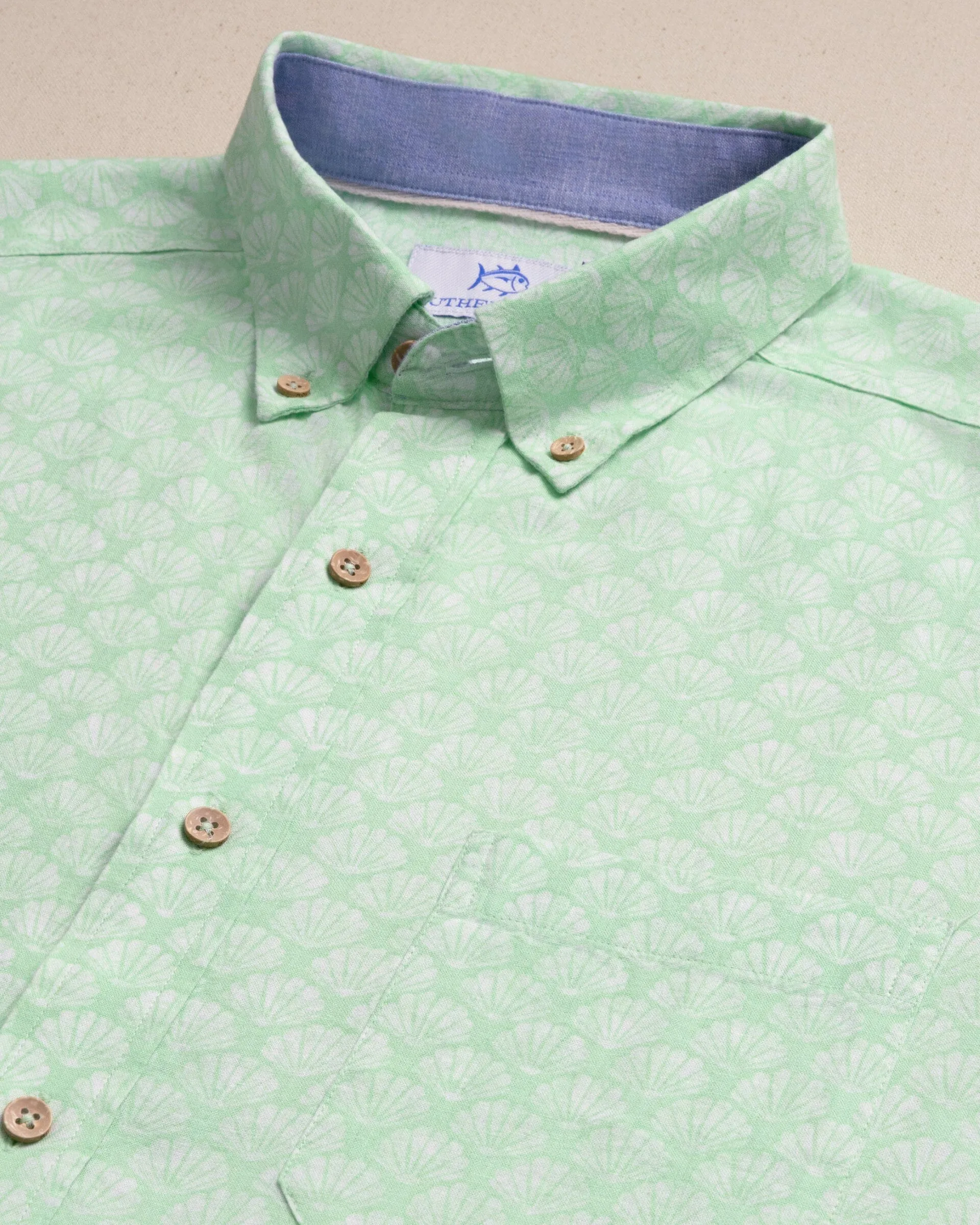 Seashell Cove Linen Rayon Short Sleeve Sport Shirt sold by Southern Tide product image thumbnail 4