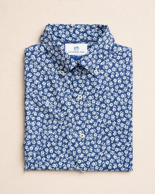 Island Infusion Coastal Breeze® Short Sleeve Sport Shirt made by Southern Tide