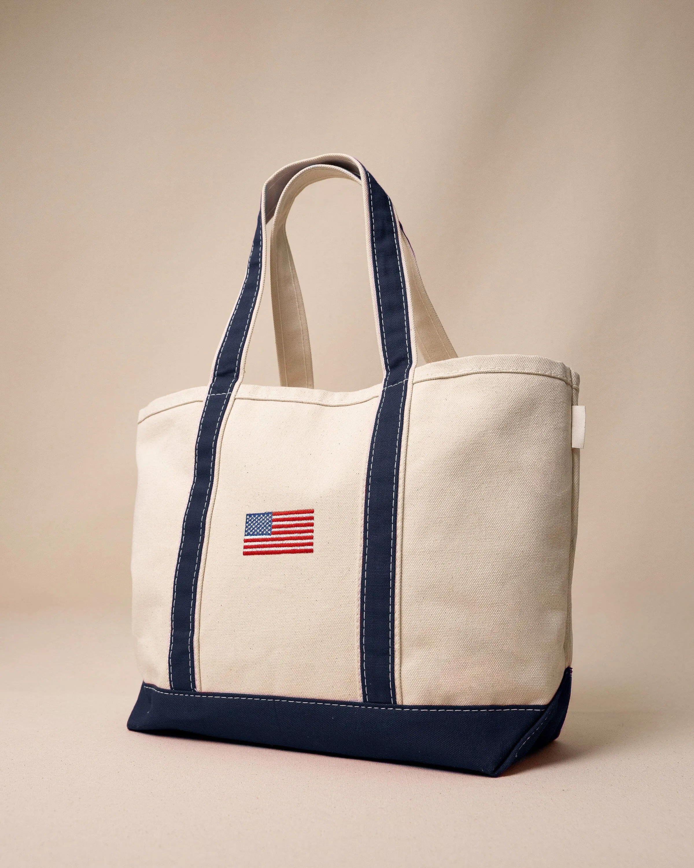 American Flag Medium Classic Tote sold by Southern Tide product image thumbnail 4