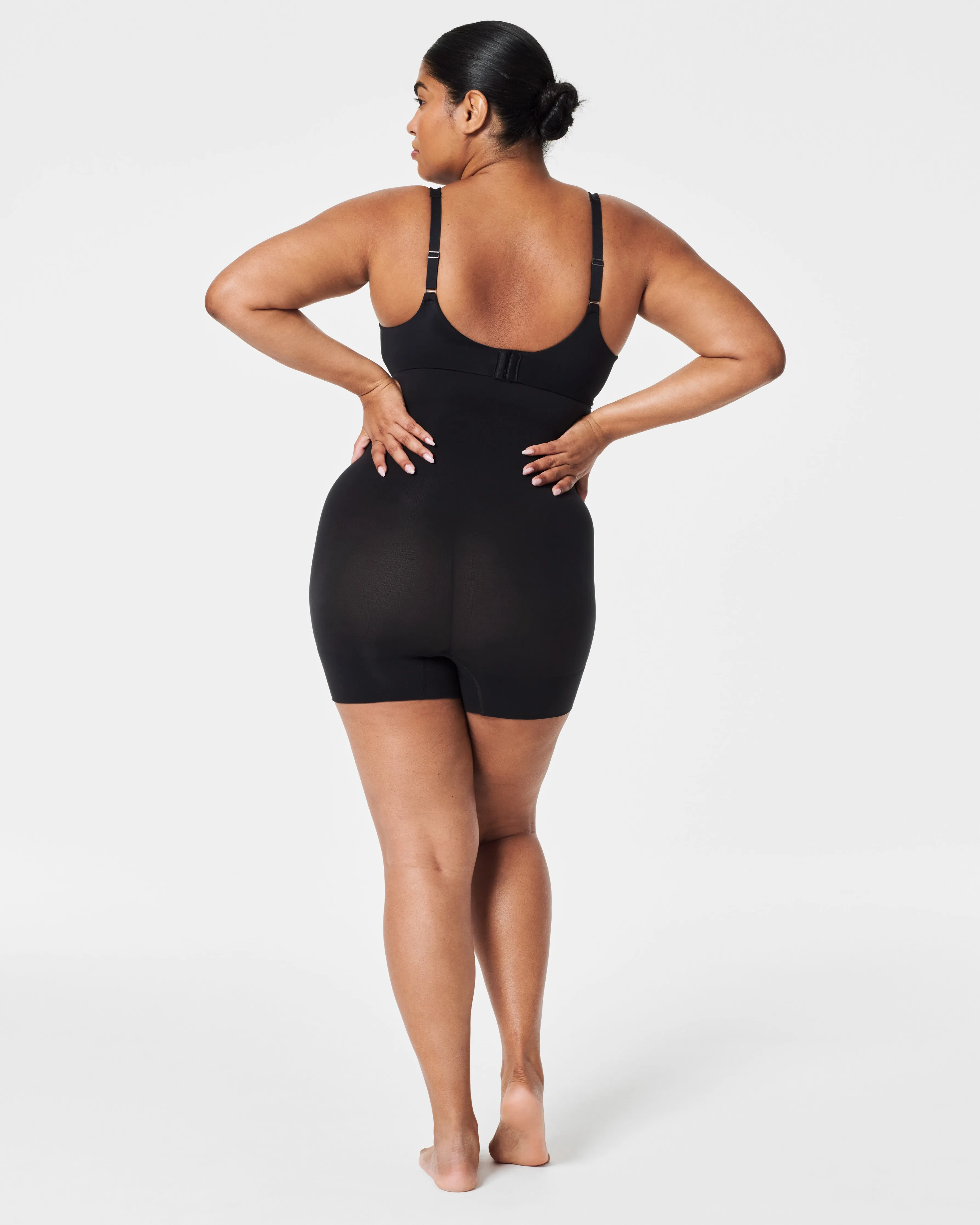 SPANXsculpt™ Seamless Power High-Waisted Shorty sold by SPANX product image thumbnail 5