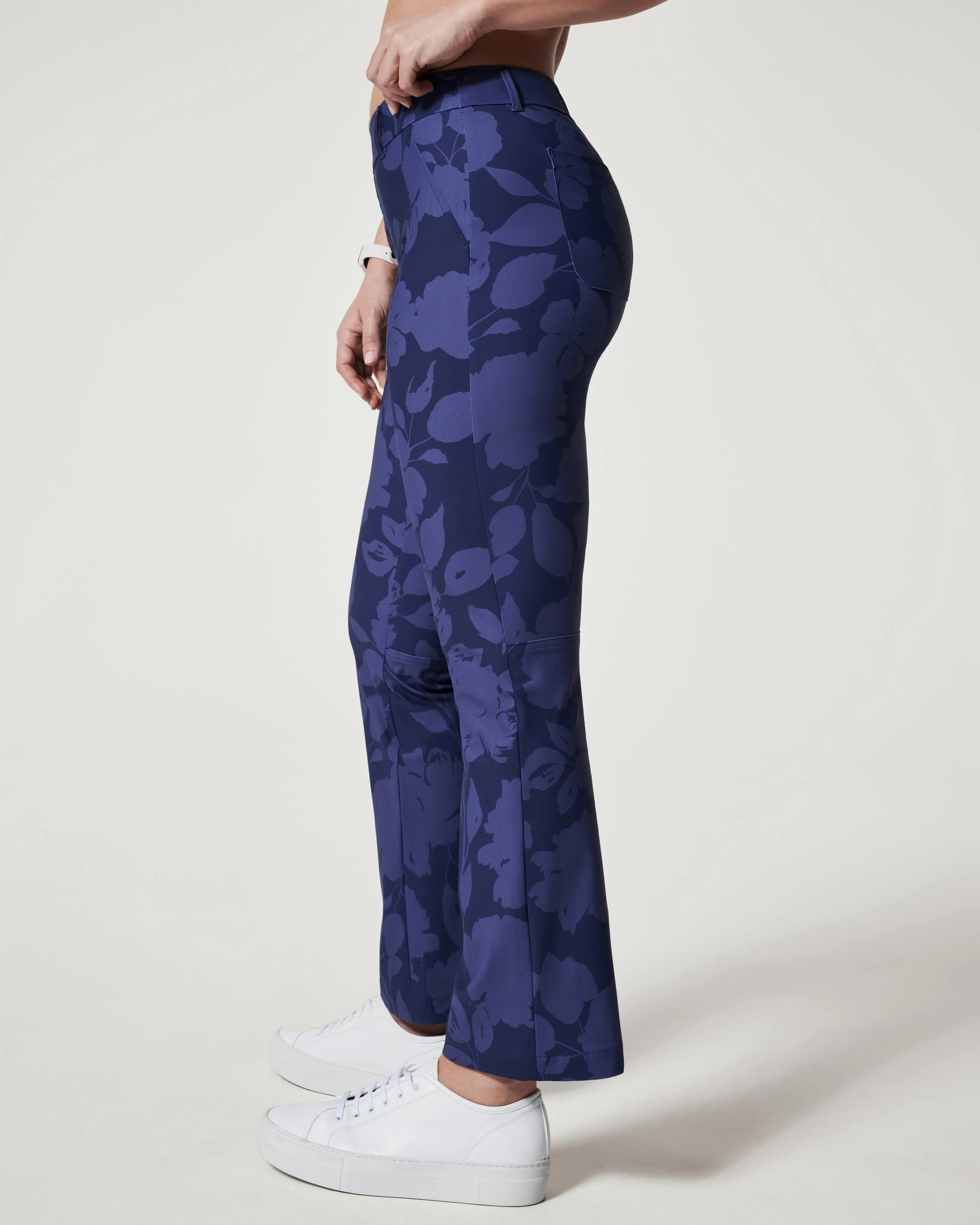 Sunshine Kick Flare Pant sold by SPANX product image thumbnail 5