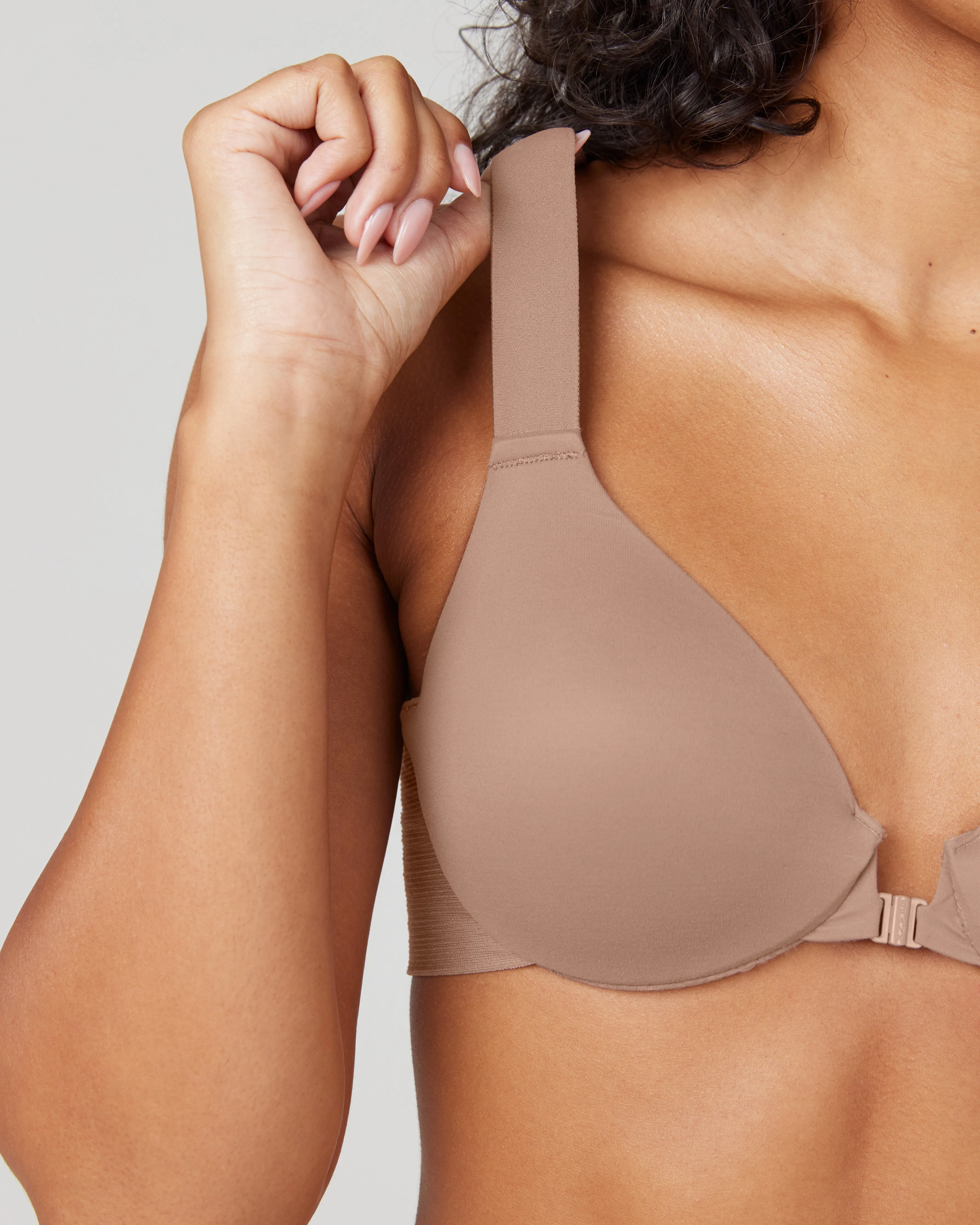 SPANXsmooth™ Bra-llelujah!® Lightly Lined Full Coverage Bra sold by SPANX product image thumbnail 4