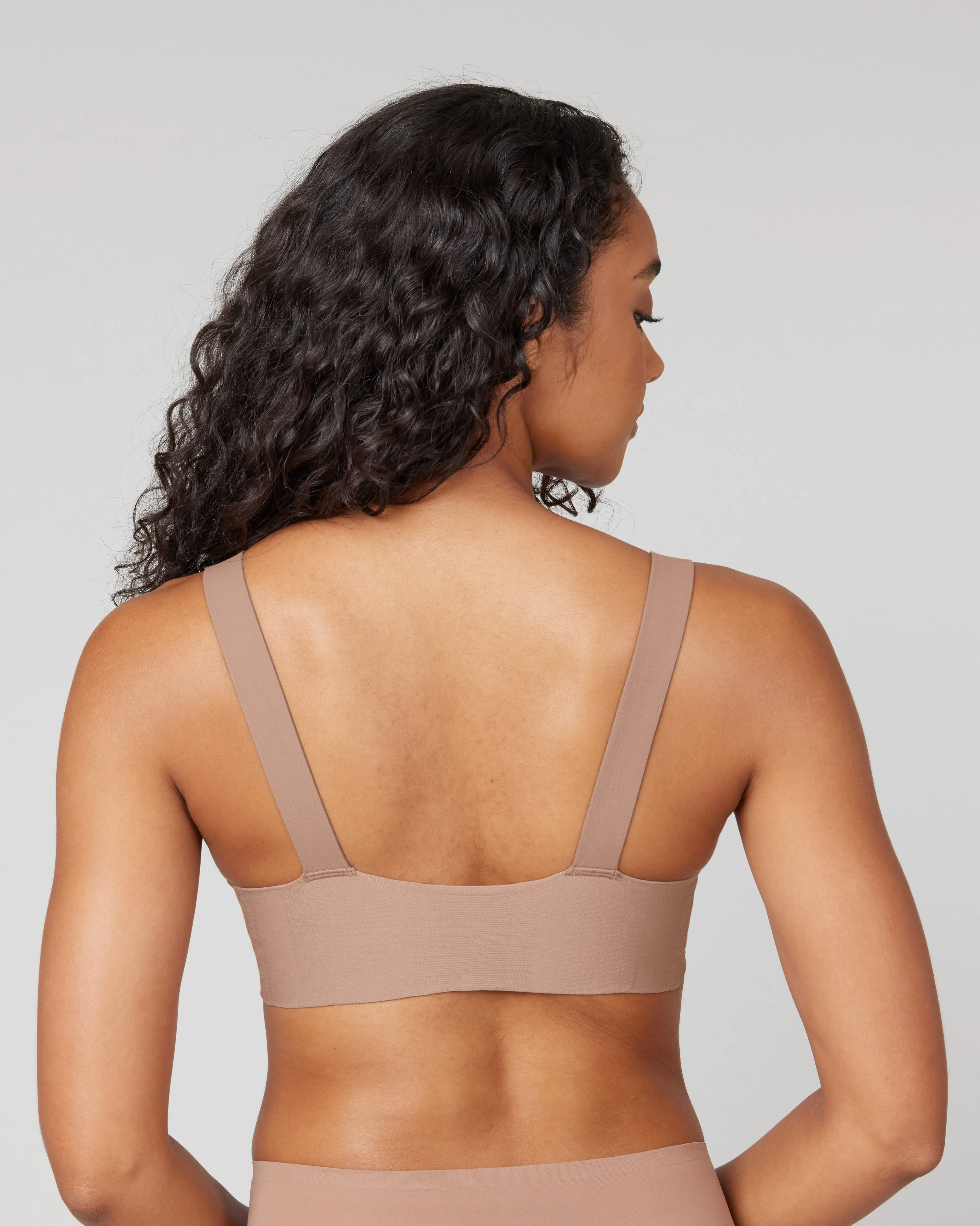 SPANXsmooth™ Bra-llelujah!® Lightly Lined Full Coverage Bra sold by SPANX product image thumbnail 2