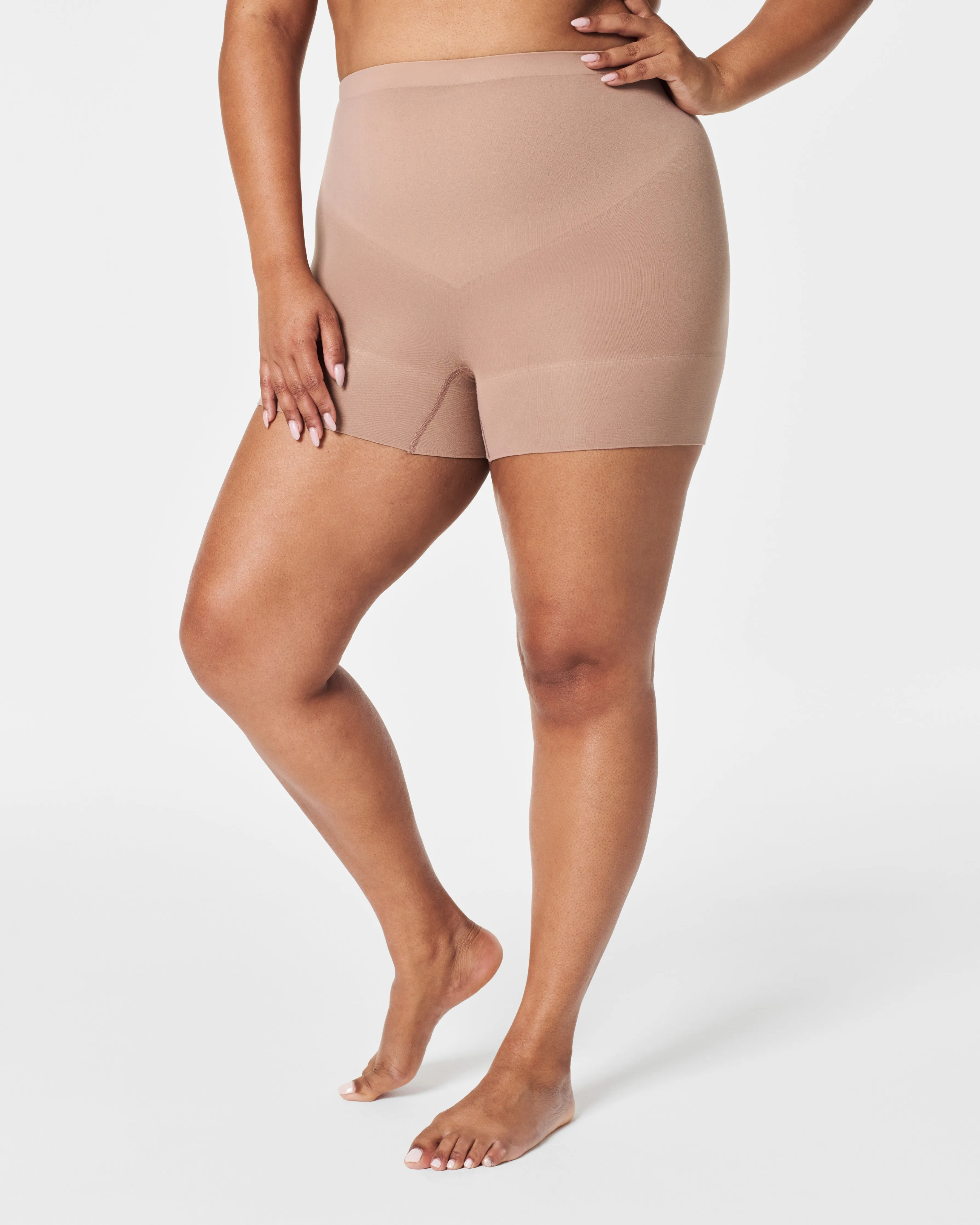 SPANXsculpt™ Seamless Power Shorty sold by SPANX product image thumbnail 4