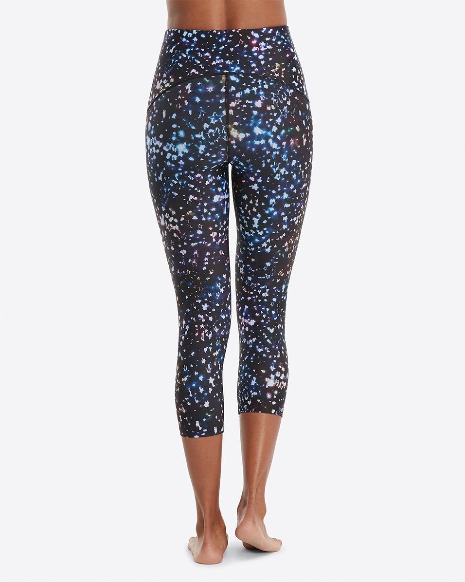 Booty Boost® Active Printed Cropped Leggings sold by SPANX product image thumbnail 5