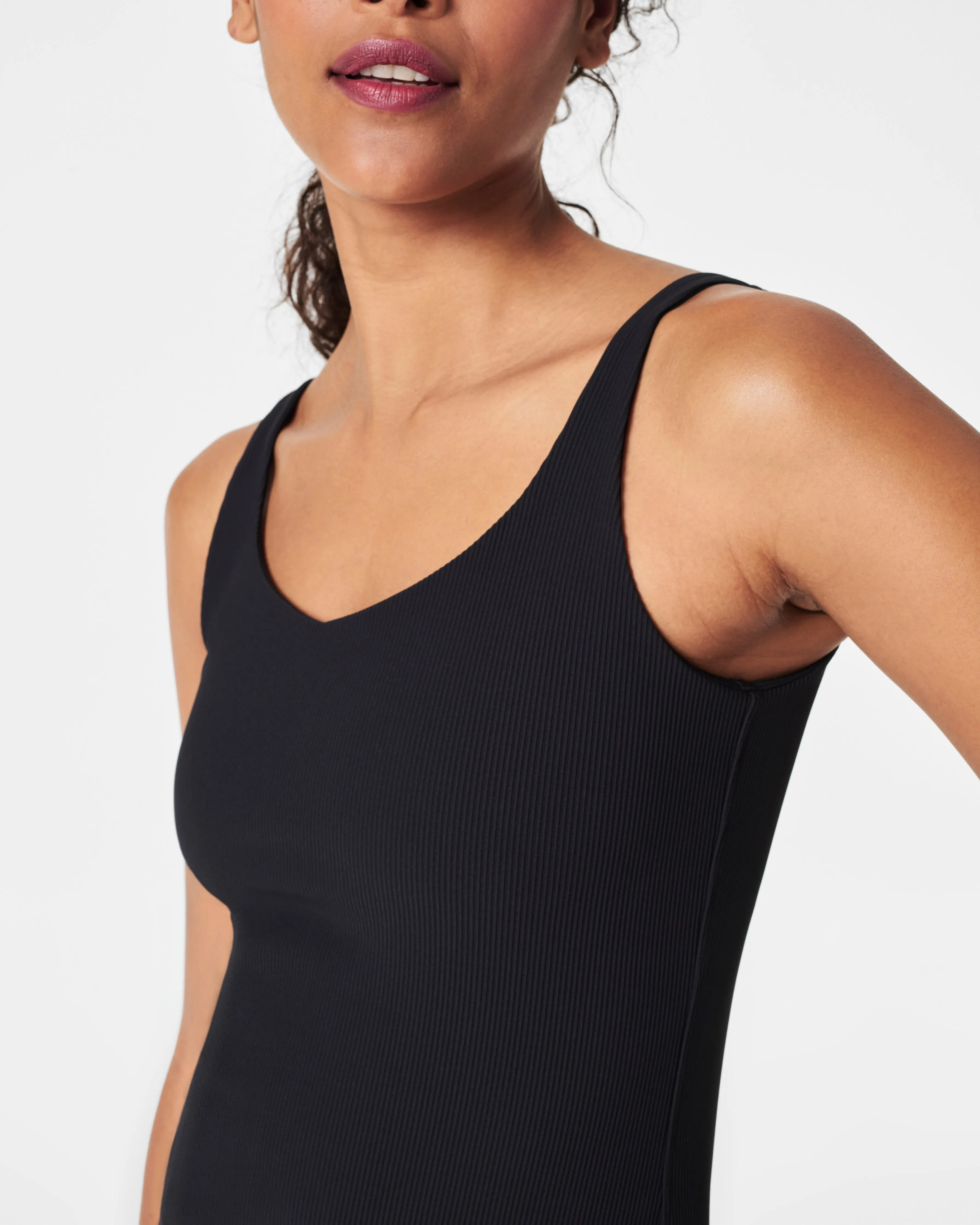 SPANXshape™ Get Moving Contour Rib Shelf Tank sold by SPANX product image thumbnail 3