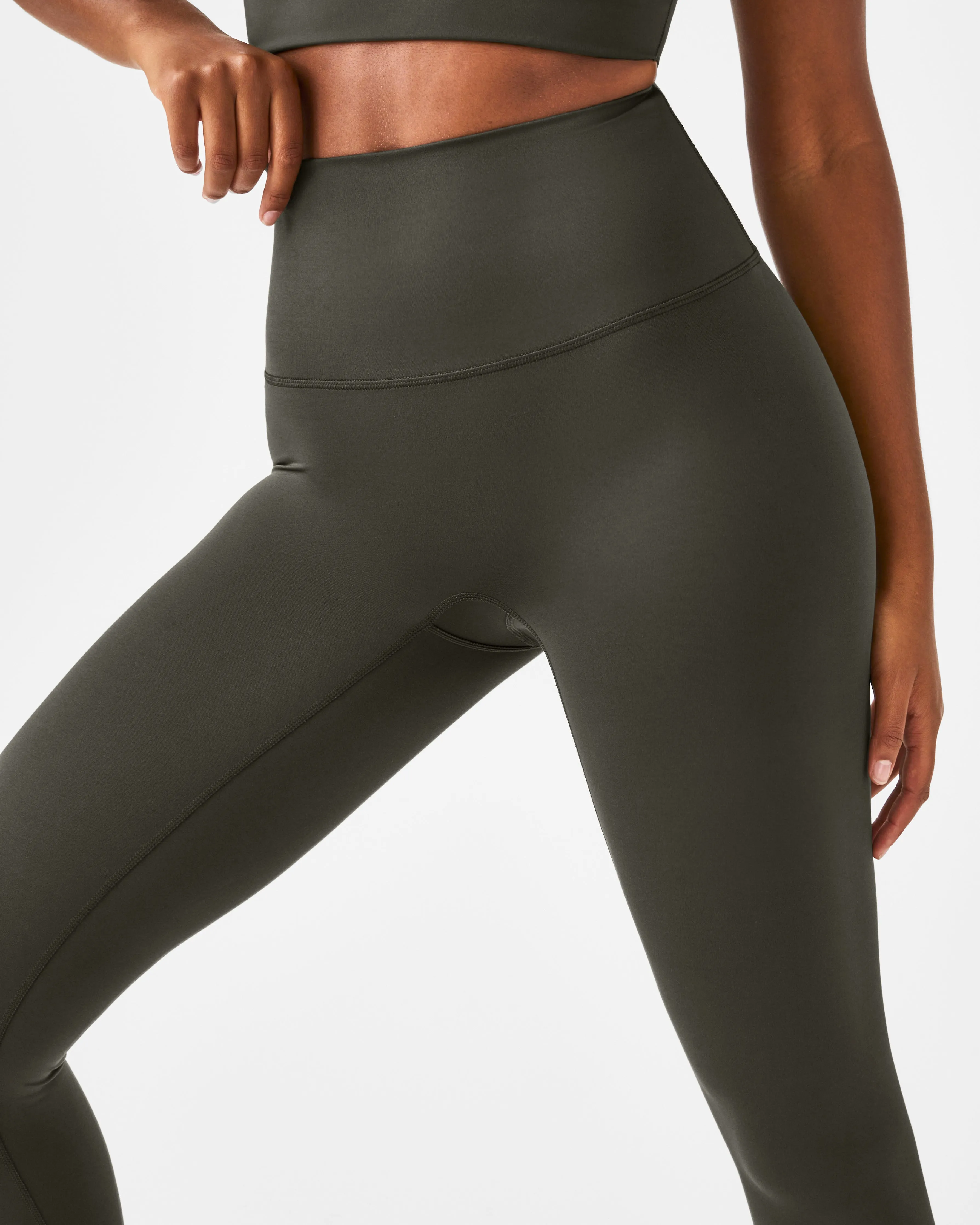 SPANXsmooth™ Soft and Smooth Active 7/8 Leggings sold by SPANX product image thumbnail 5