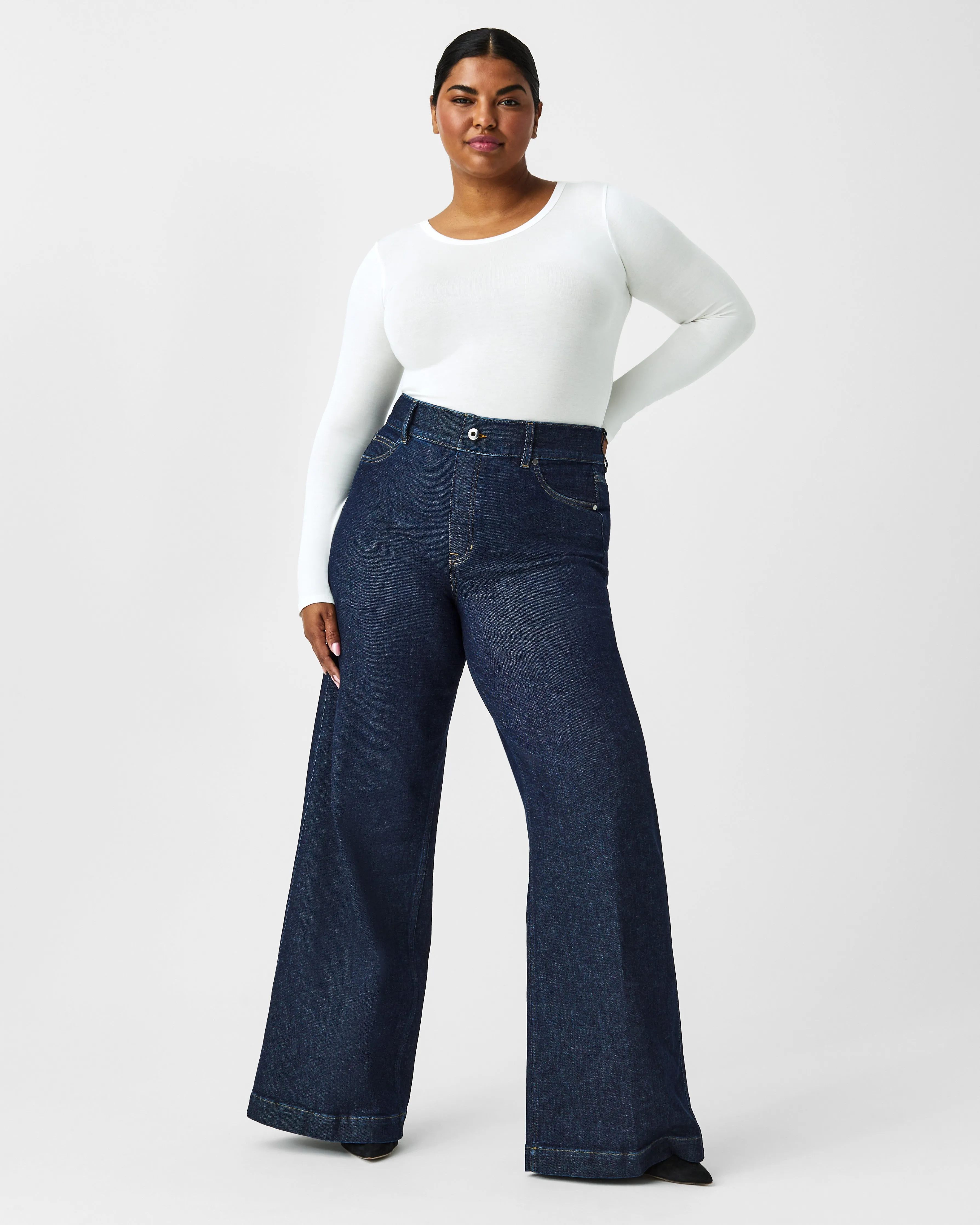 SPANX® Better Base Long Sleeve Crew sold by SPANX product image thumbnail 3
